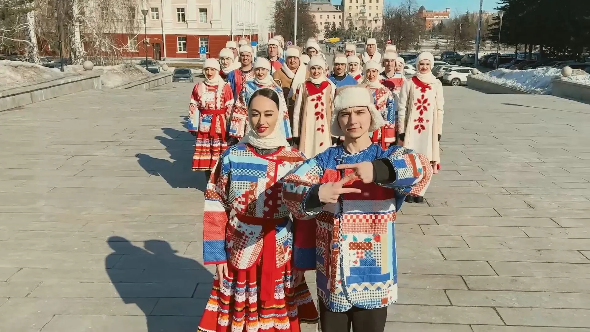 Алтайский край присоединился к всероссийскому танцевальному флешмобу #Россия_Мы Алтайский край присоединился к всероссийскому танцевальному флешмобу #Россия_Мы