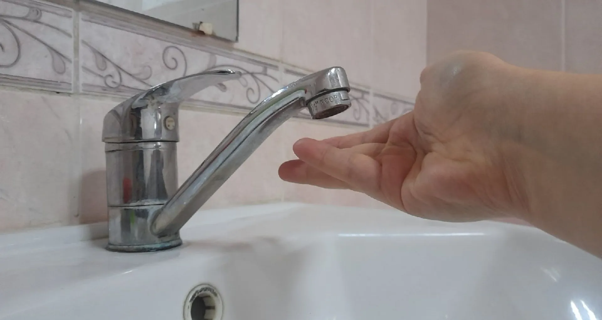 Без горячей воды более чем на сутки останутся жители Центрального района Барнаула Без горячей воды более чем на сутки останутся жители Центрального района Барнаула