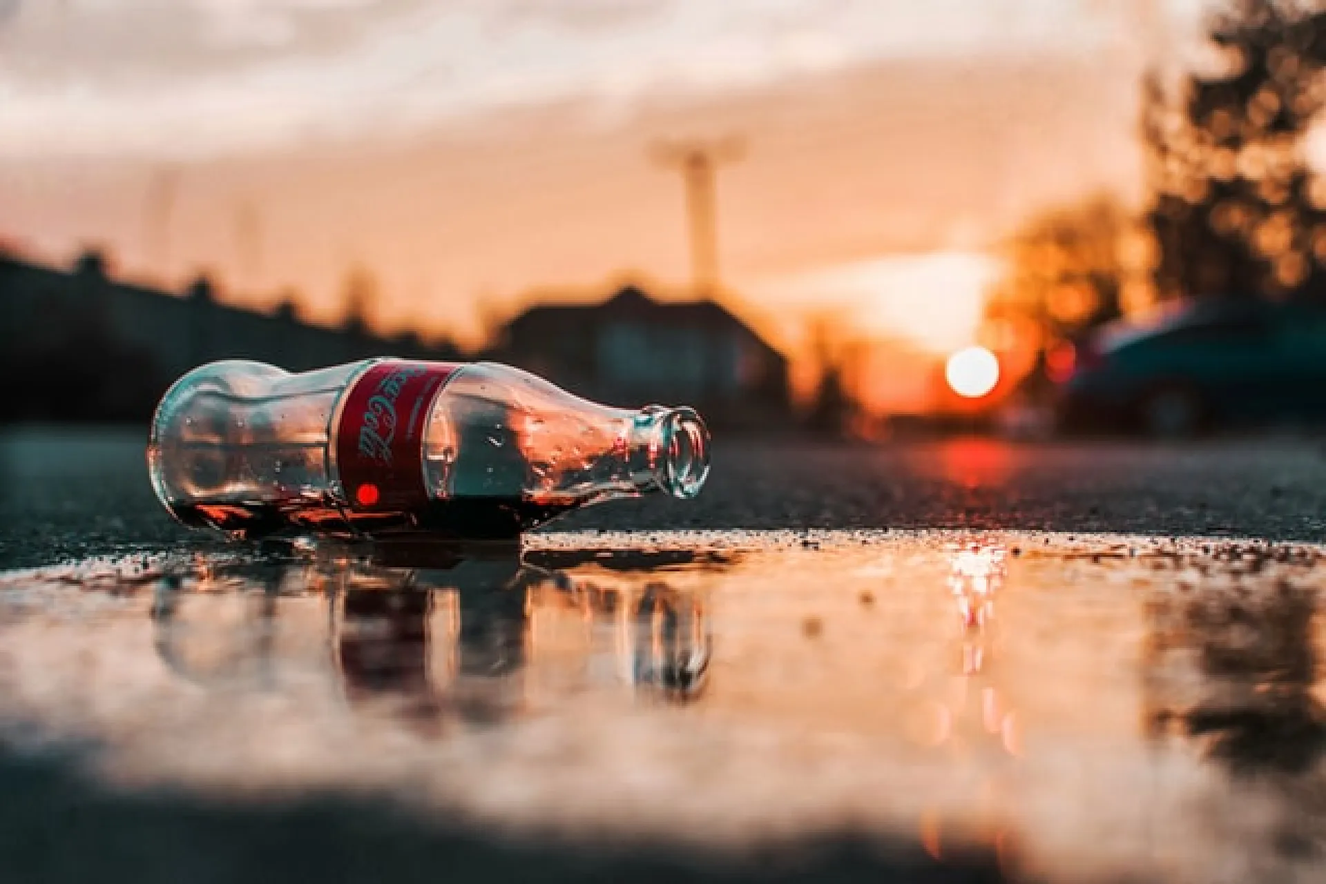 Coca-Cola прекращает производство и продажу своих брендов в России
