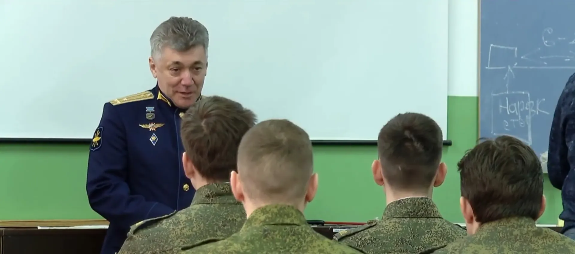Герой России Сергей Демьяненко встретился со студентами Алтайского технического университета