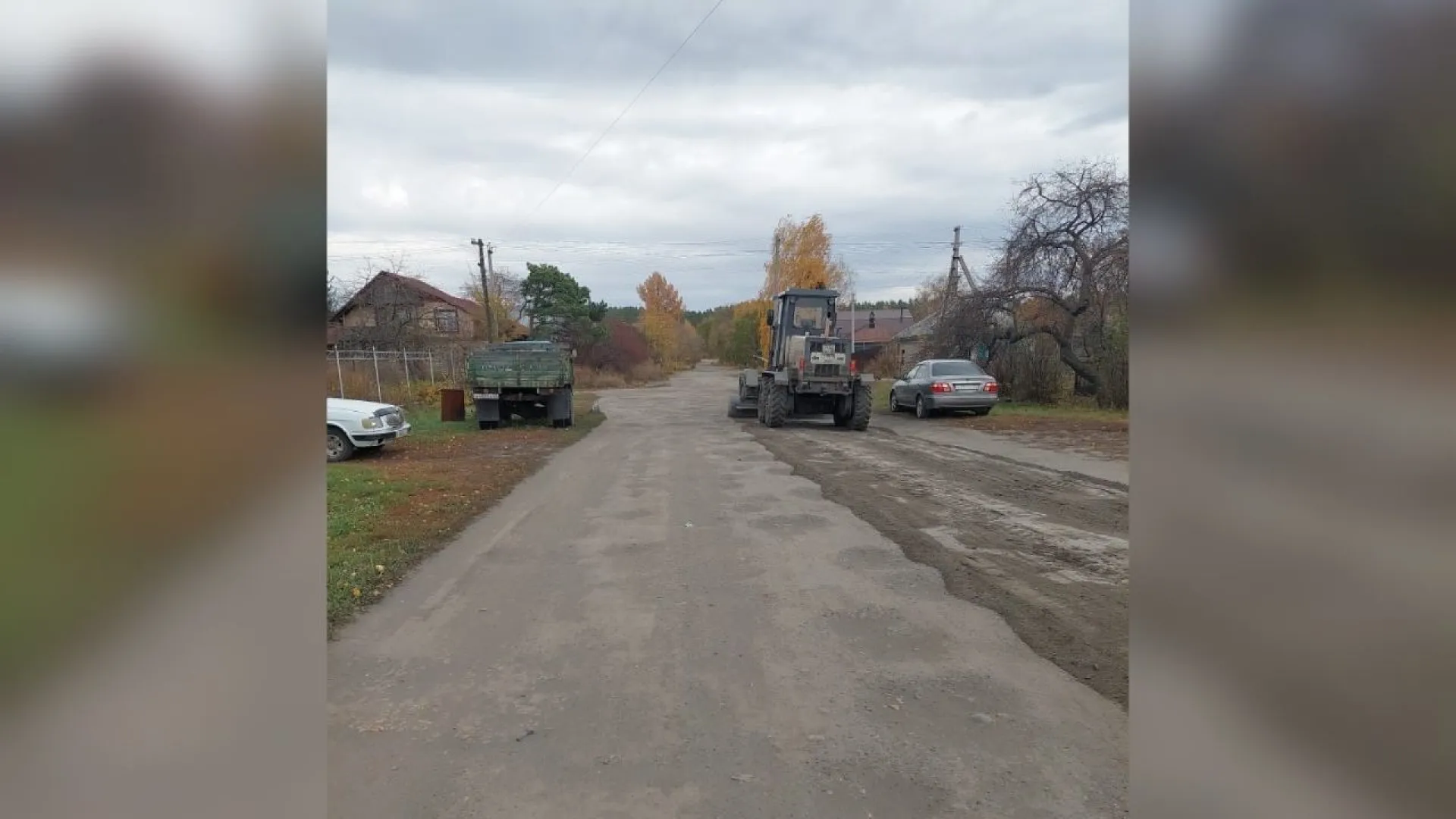 Бийские дорожники приводят в порядок дороги частного сектора Бийские дорожники приводят в порядок дороги частного сектора