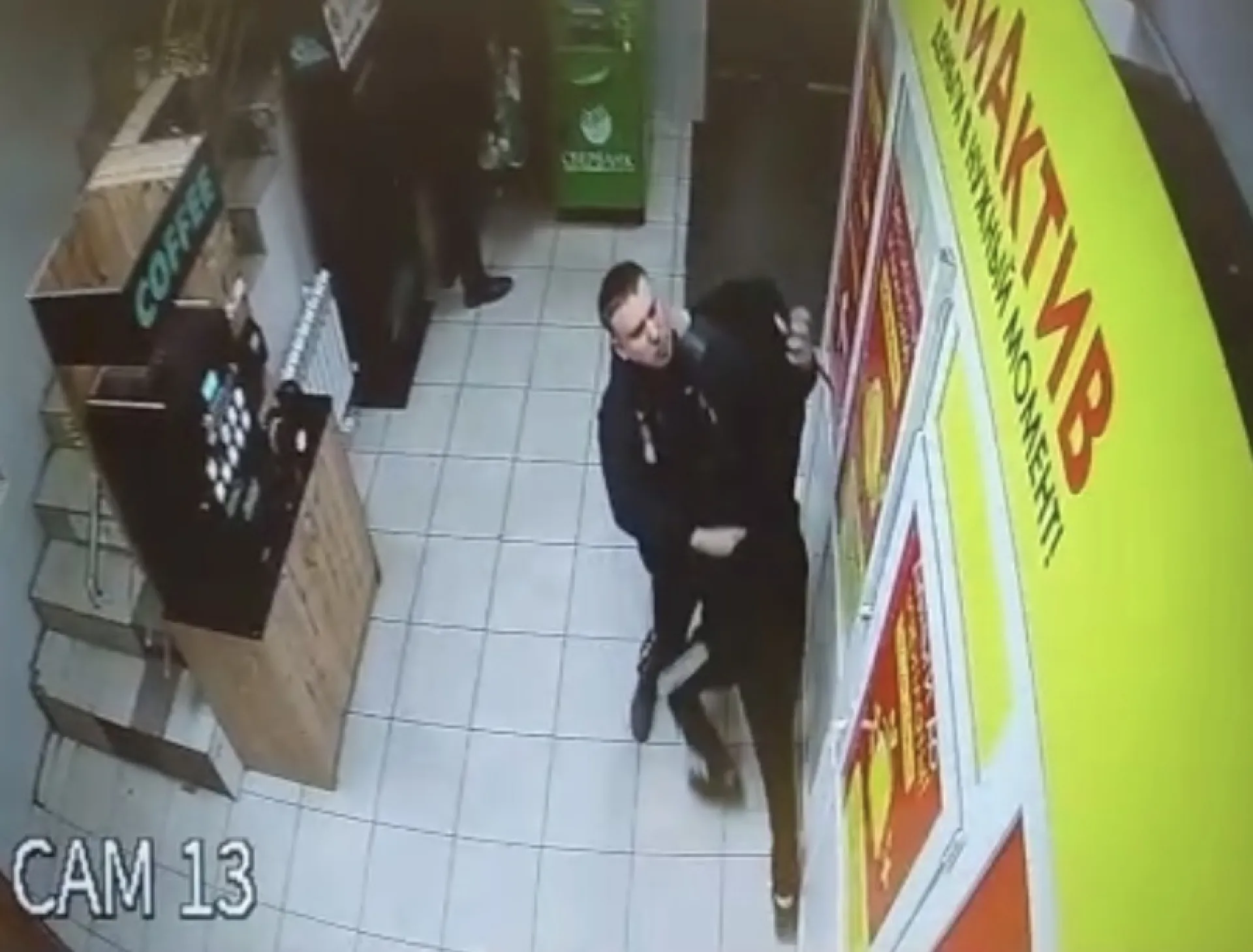 Полицейский из Бийска пошел в магазин и разоблачил похитителя Полицейский из Бийска пошел в магазин и разоблачил похитителя