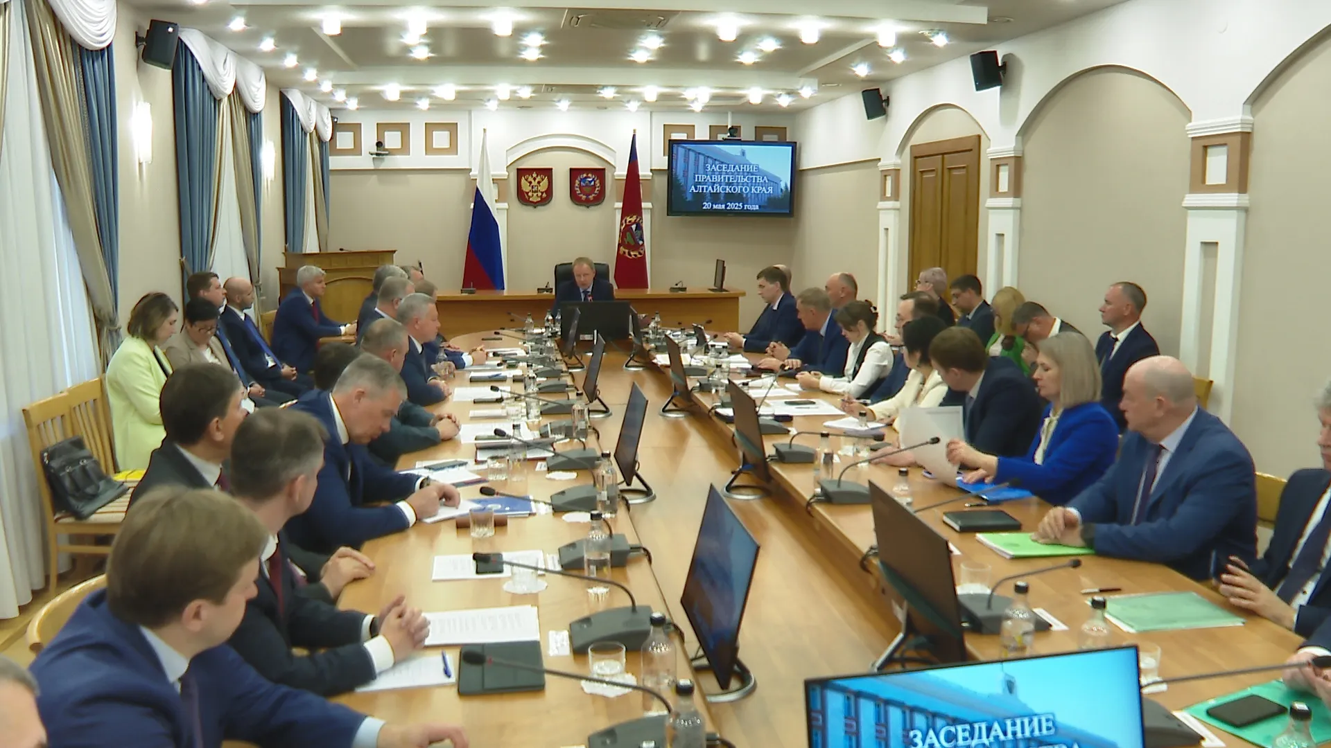 Алтайский край находится в лидерах среди субъектов СФО по темпу роста собственных доходов бюджета