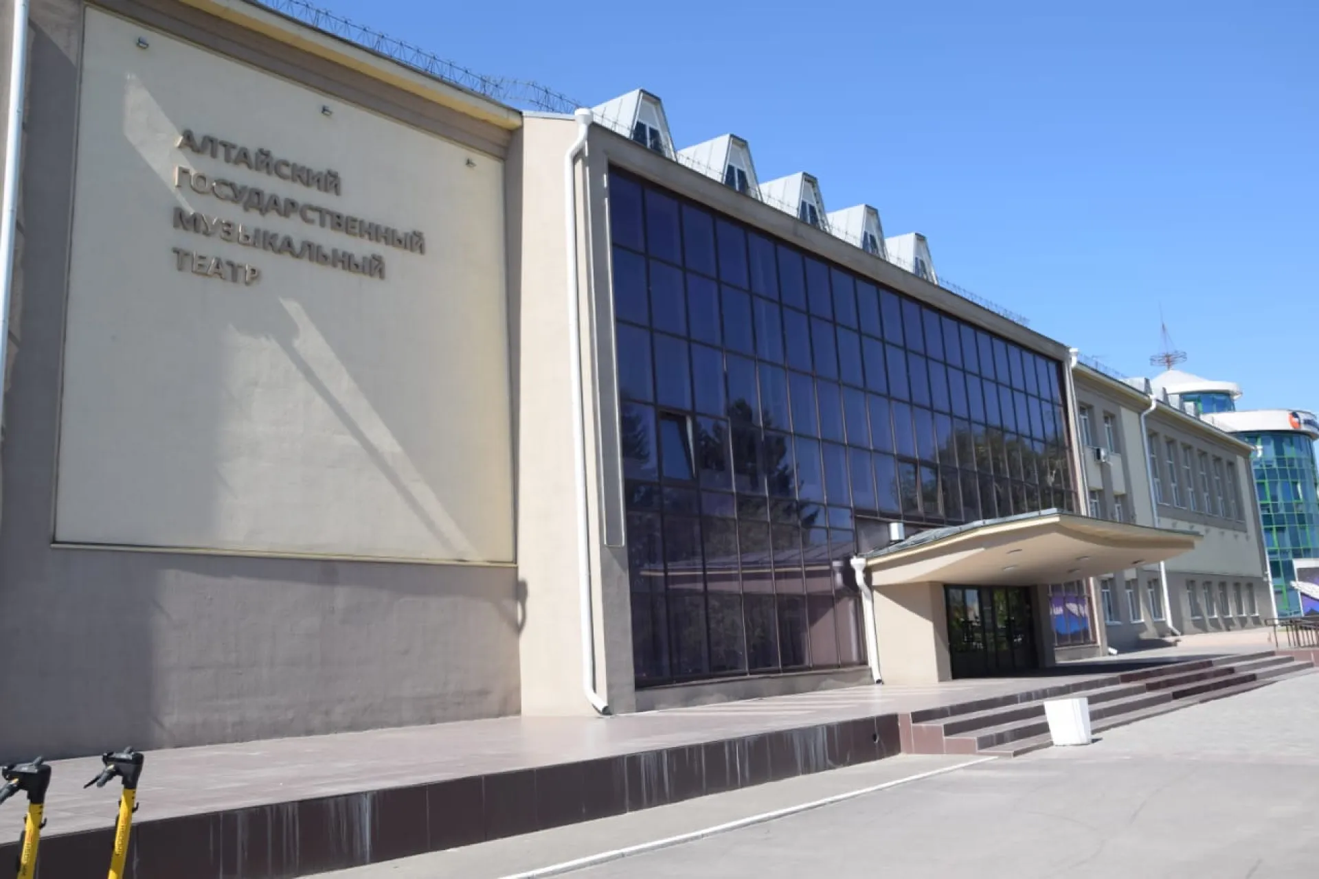 Стало известно, коллективы из каких городов приедут в Барнаул на театральный фестиваль «Шаг»