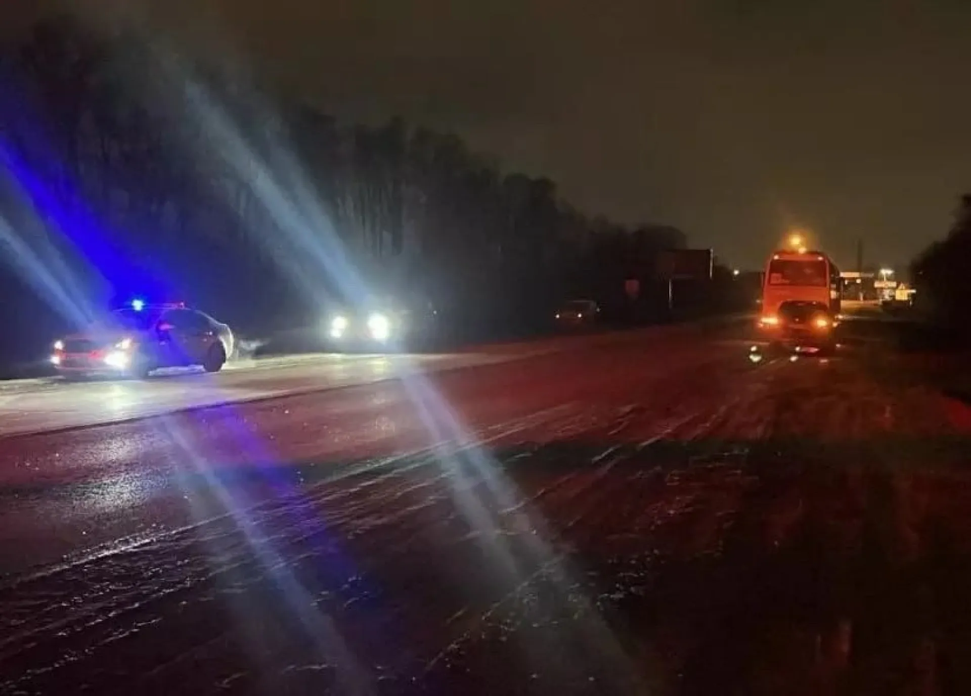 Мужчина погиб под колёсами пассажирского автобуса из Алтайского края