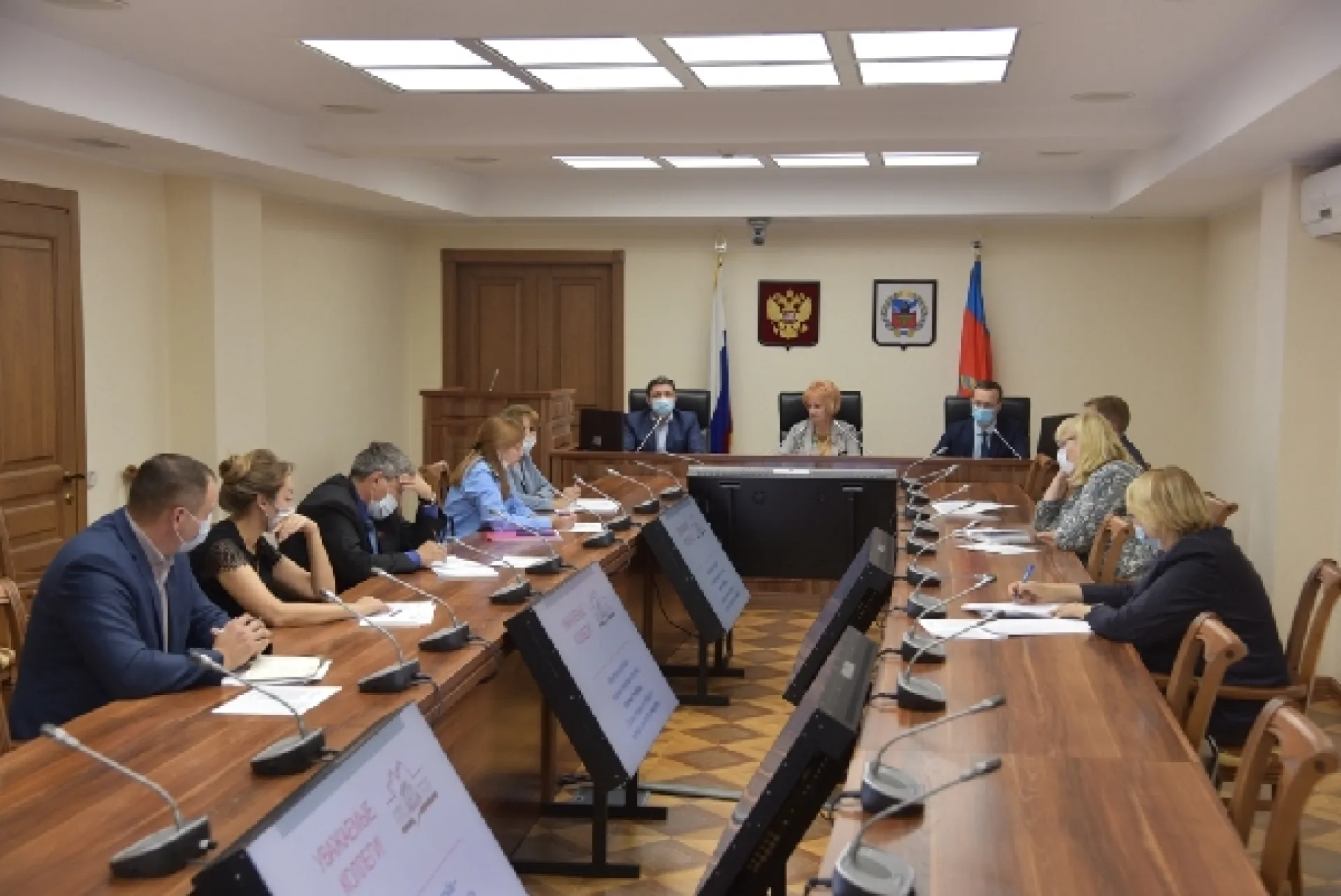 Алтайские депутаты изменят закон о жилищных сертификатах для сирот Алтайские депутаты изменят закон о жилищных сертификатах для сирот