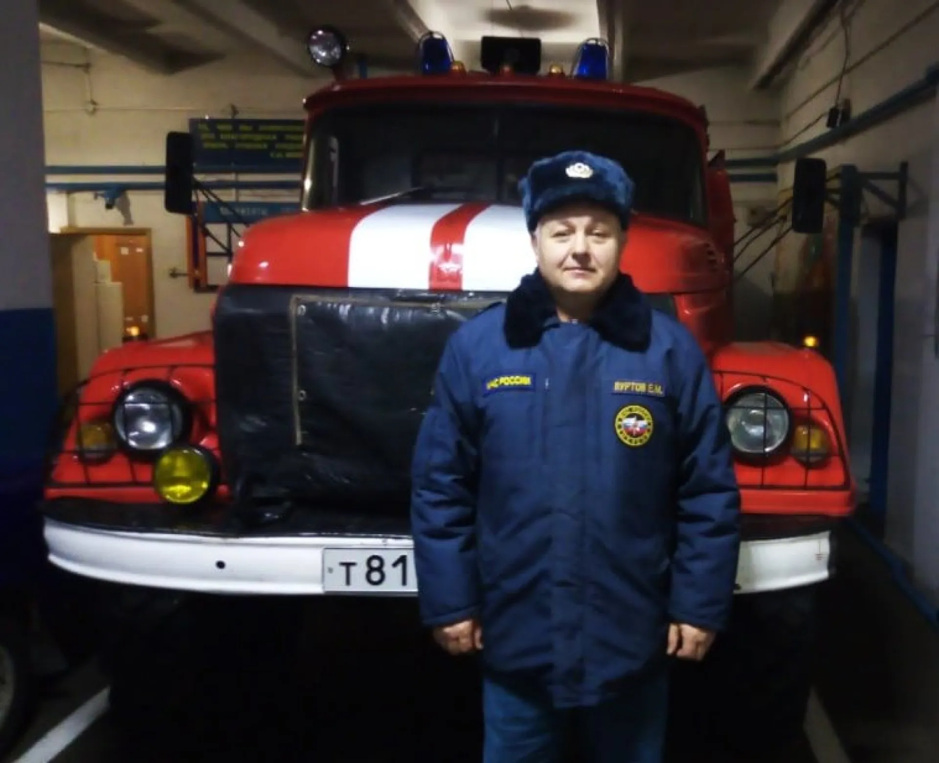 Пожарные спасли пассажиров сломавшегося автобуса в Алтайском крае