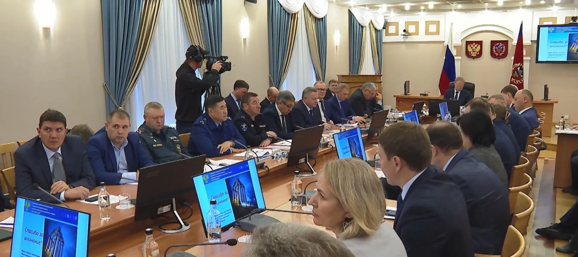 Почти 8 миллиардов рублей выделят из федерального бюджета на обновление сетей и оборудования «Алтайэнерго»