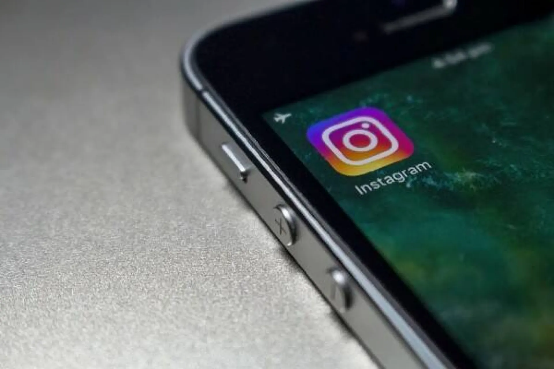 В Instagram можно будет выкладывать длинные истории
