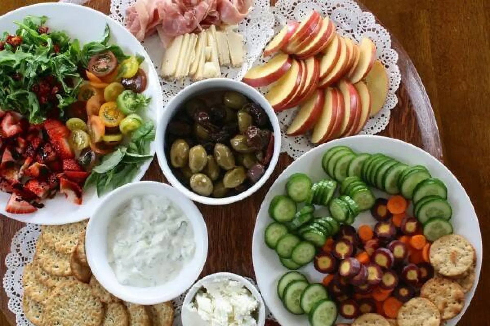 Россиянам рассказали, какими продуктами уже можно запастись к Новому году