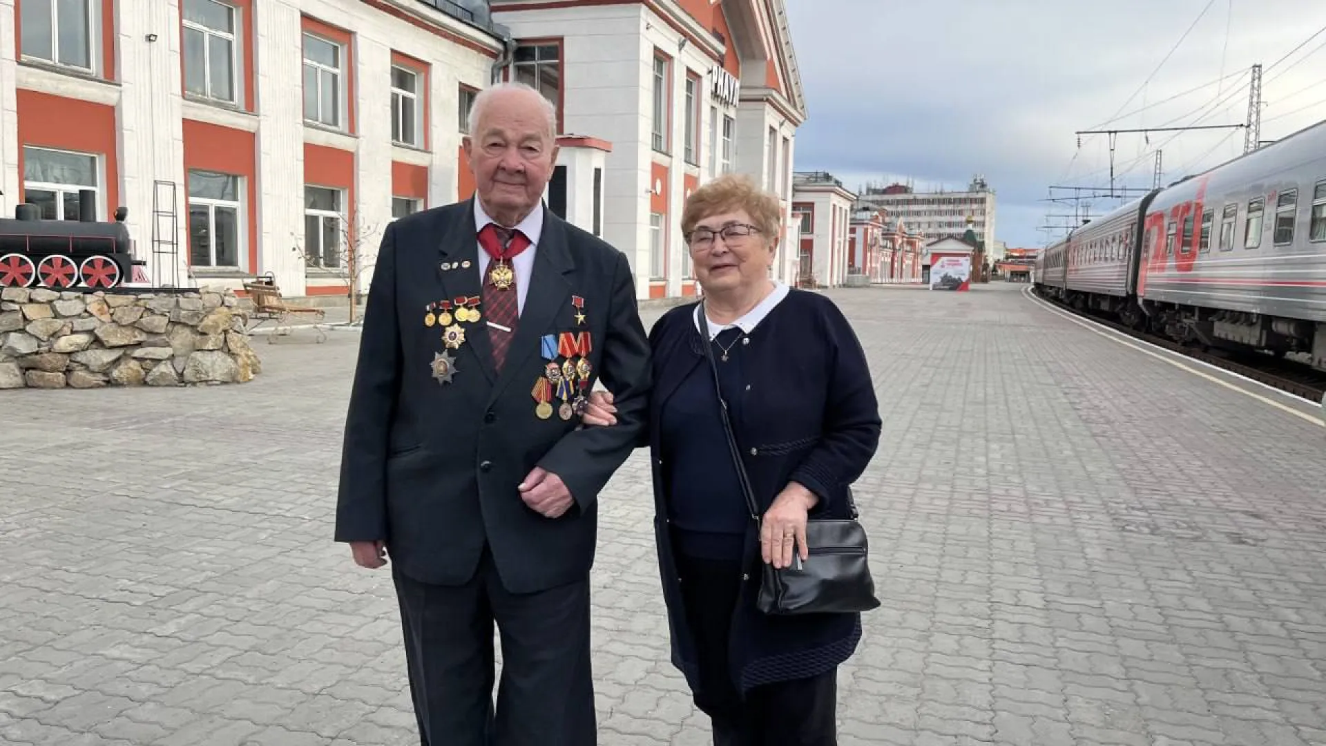 Президент удостоил ордена «За заслуги перед Отечеством» I степени ветерана и ученого из Бийска Президент удостоил ордена «За заслуги перед Отечеством» I степени ветерана и ученого из Бийска