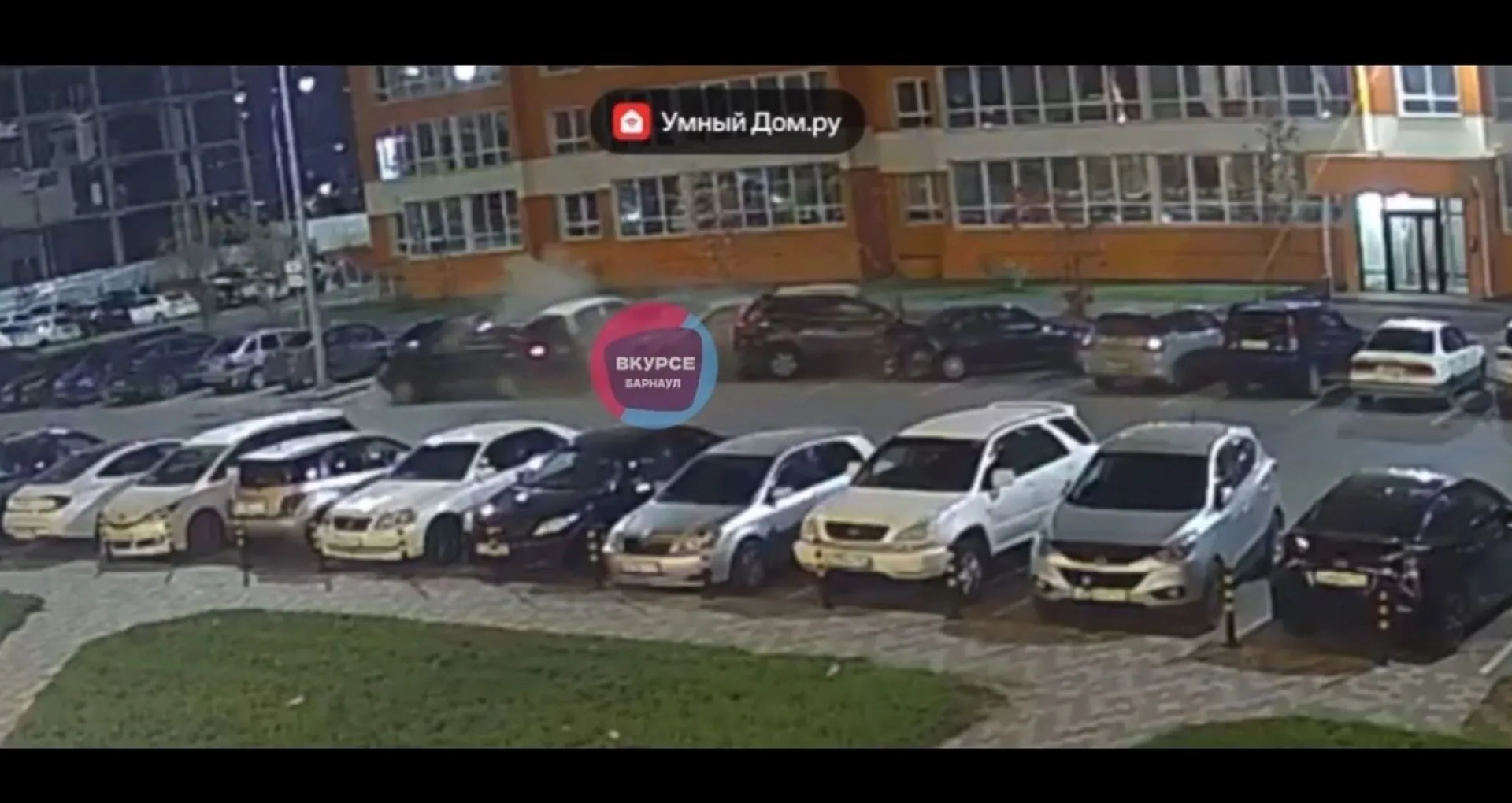 Протаранившему восемь припаркованных машин барнаульцу вынесли приговор Протаранившему восемь припаркованных машин барнаульцу вынесли приговор