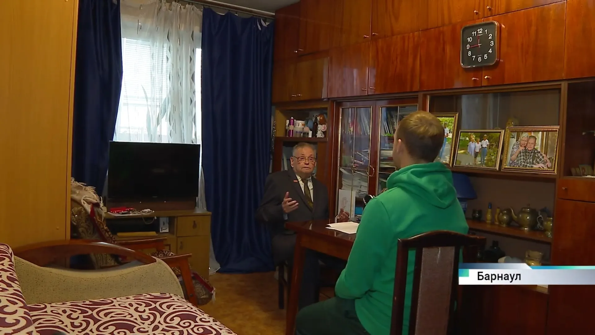 Как живёт старейший киномеханик Алтайского края