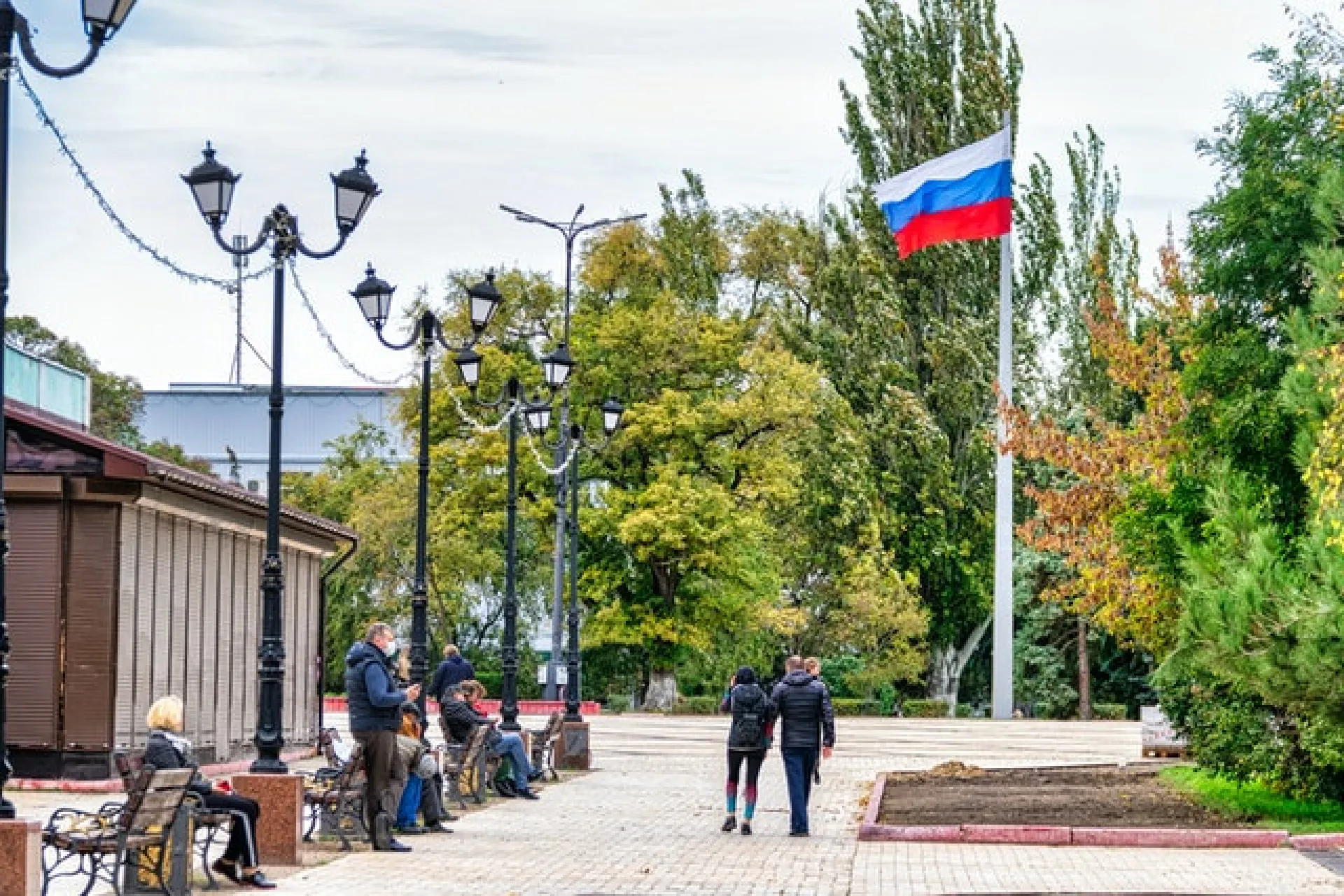 Губернатор Алтайского края и председатель АКЗС поздравили граждан с Днём России Губернатор Алтайского края и председатель АКЗС поздравили граждан с Днём России