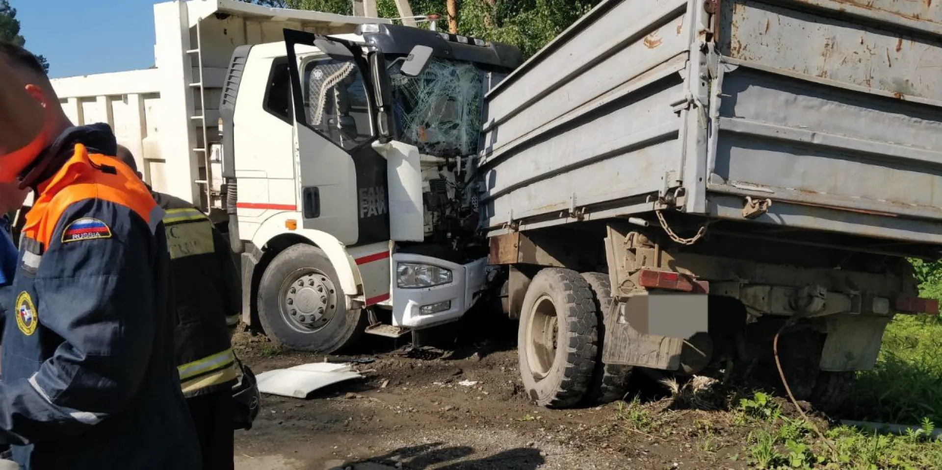 Смертельное ДТП грузовиков произошло на алтайской трассе Смертельное ДТП грузовиков произошло на алтайской трассе