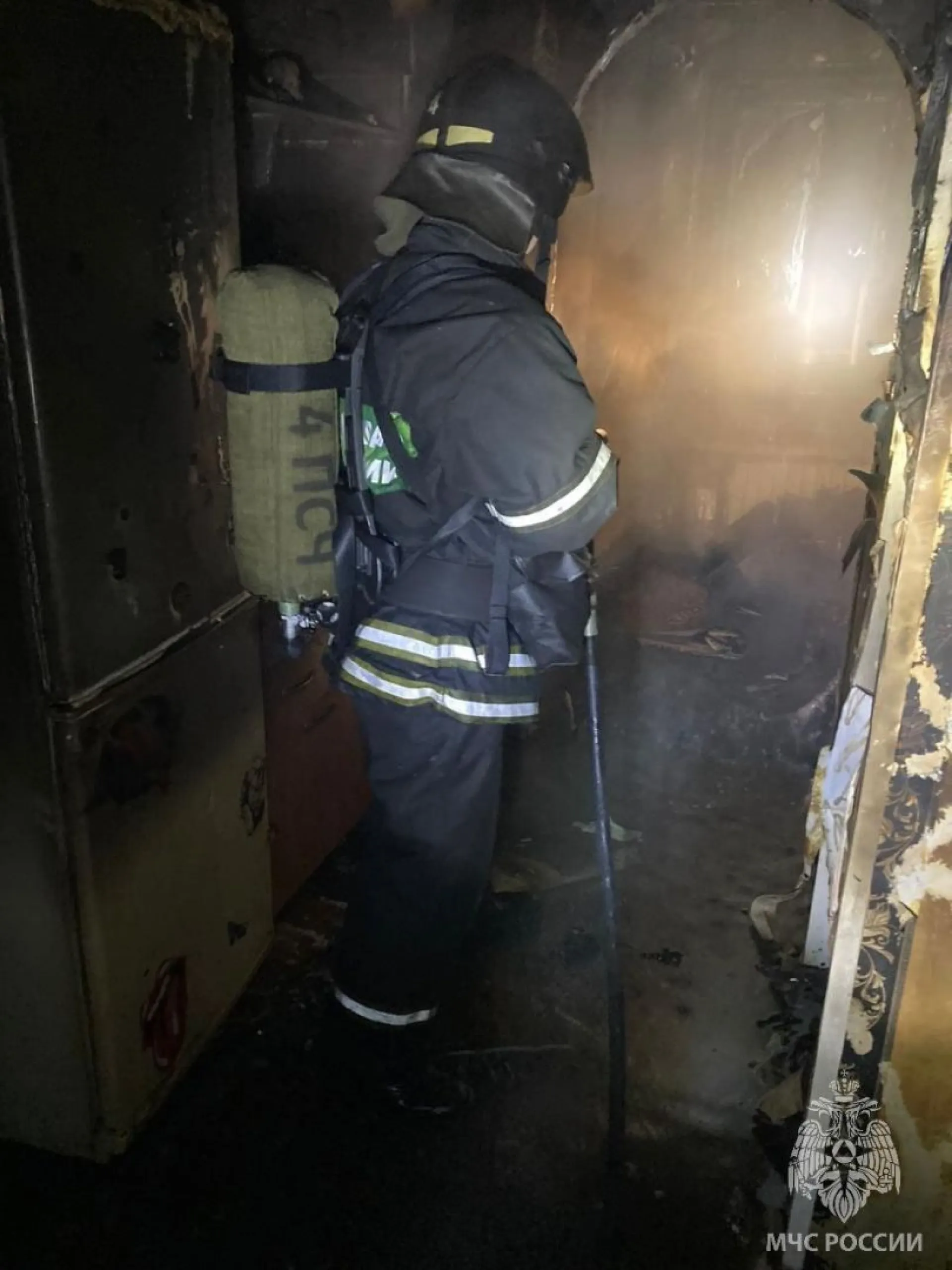 Пожилой мужчина погиб при пожаре в Барнауле