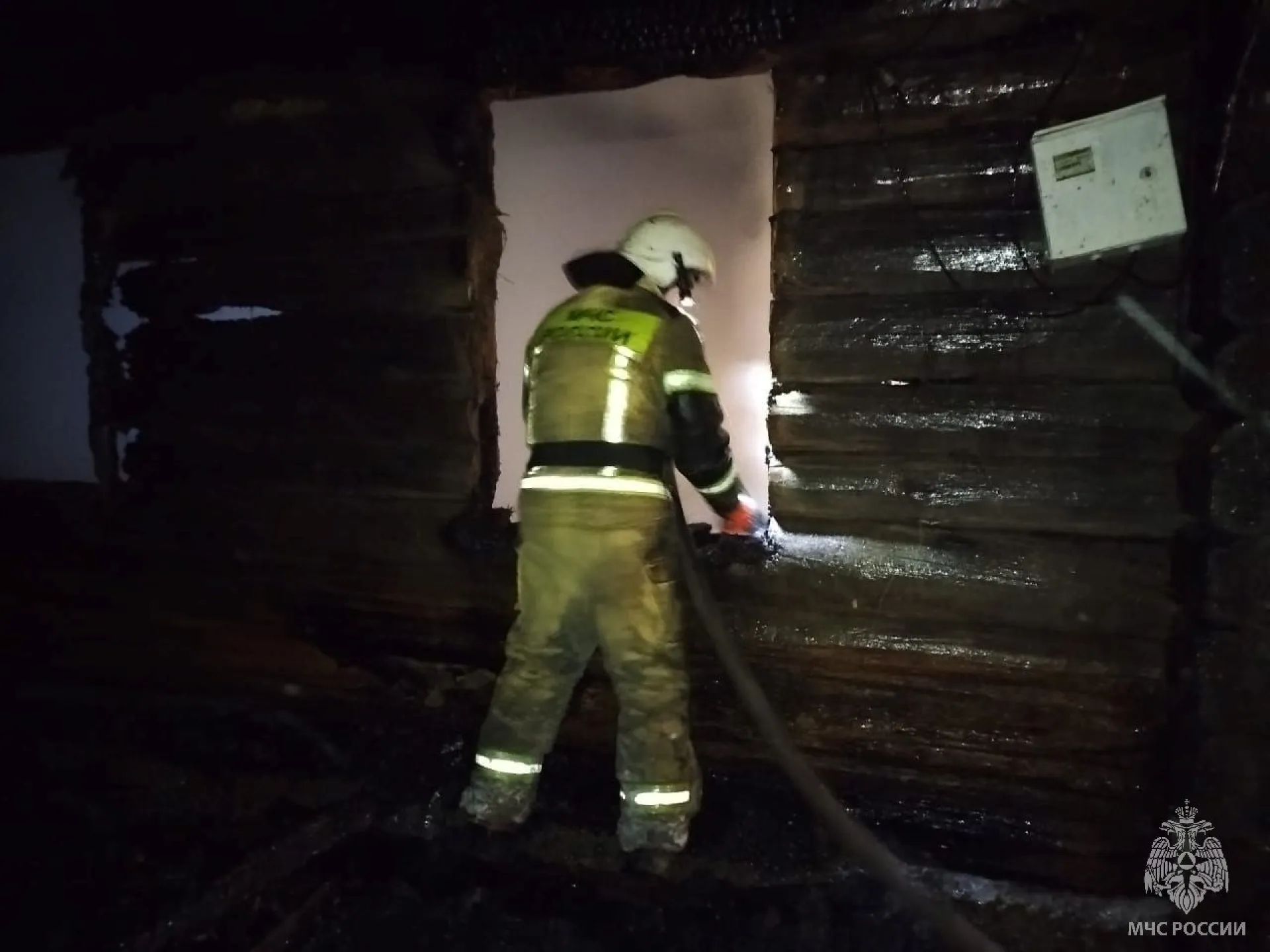Мужчина погиб при пожаре в Шипуновском районе Мужчина погиб при пожаре в Шипуновском районе