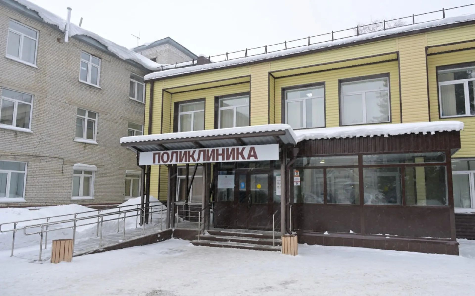 Городскую поликлинику открыли после ремонта в Барнауле Городскую поликлинику открыли после ремонта в Барнауле