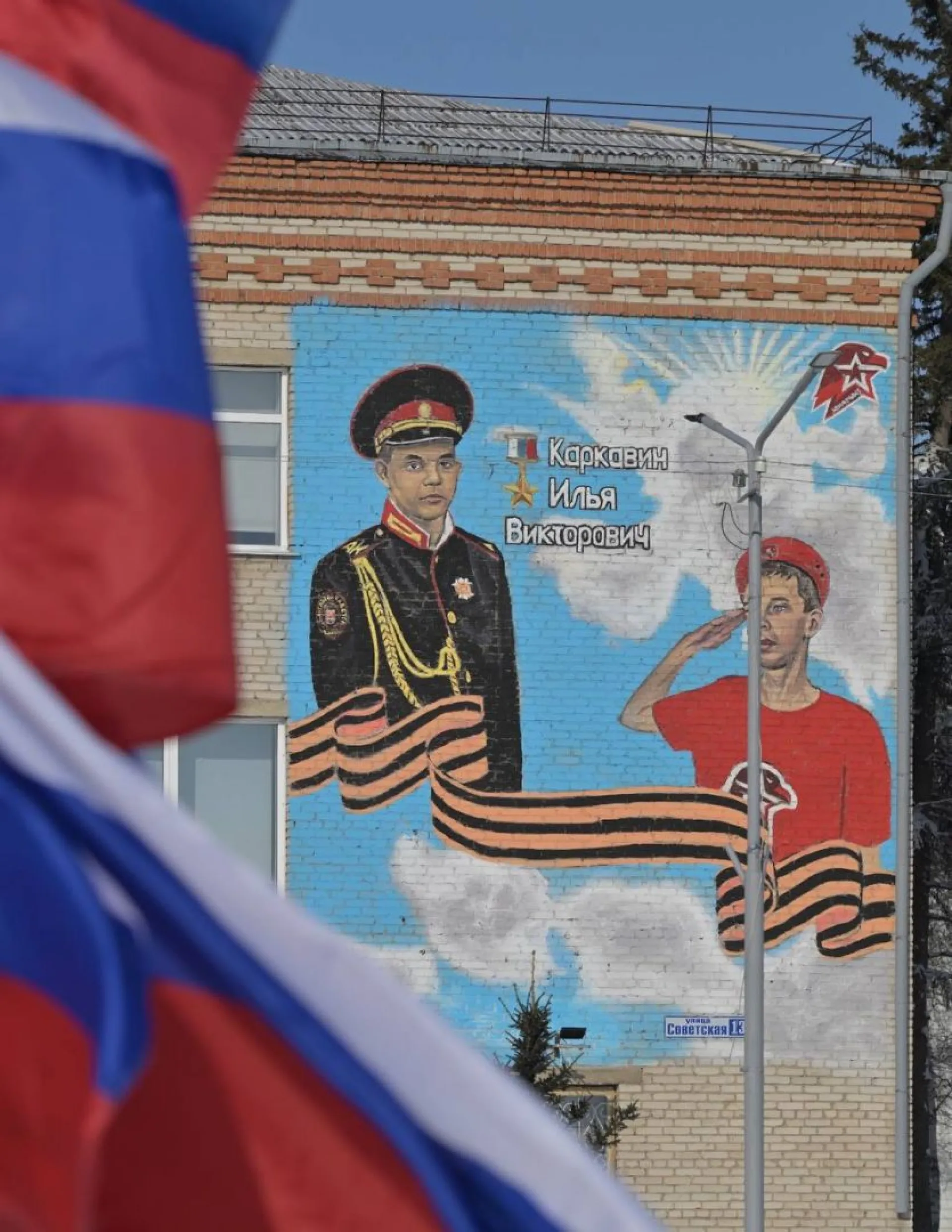 Бронзовый бюст установят Герою России Илье Каркавину в Завьялово