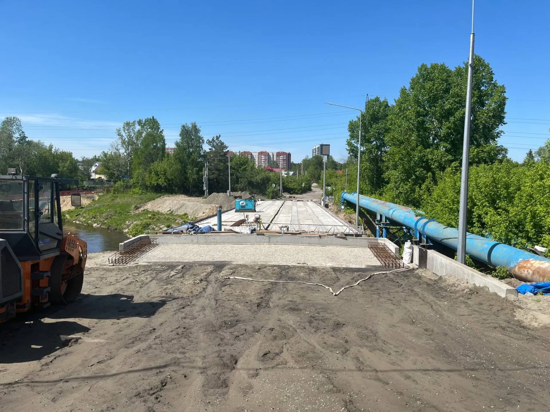 Мост через Барнаулку в микрорайоне Булыгино готовят к вводу в эксплуатацию