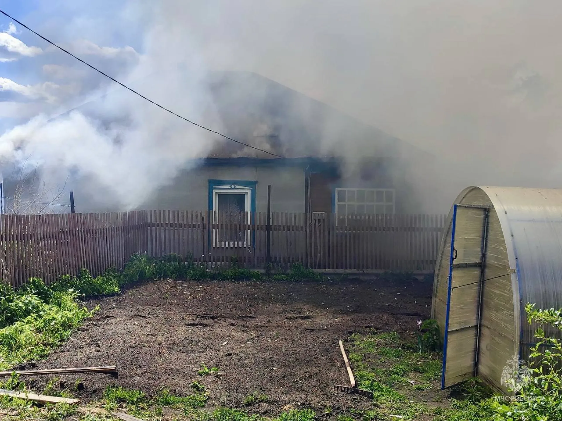 Жилой дом сгорел в Новоалтайске Жилой дом сгорел в Новоалтайске