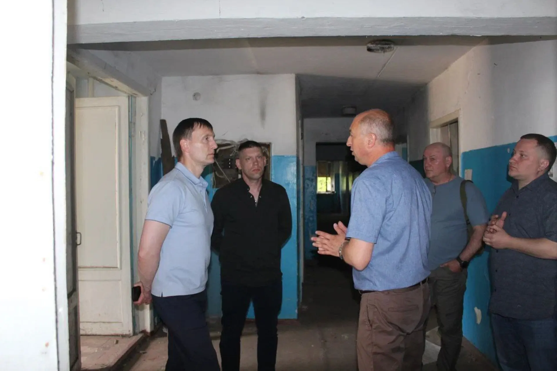 Делегация Алтайского края контролирует ход работы в Славяносербском округе ЛНР Делегация Алтайского края контролирует ход работы в Славяносербском округе ЛНР