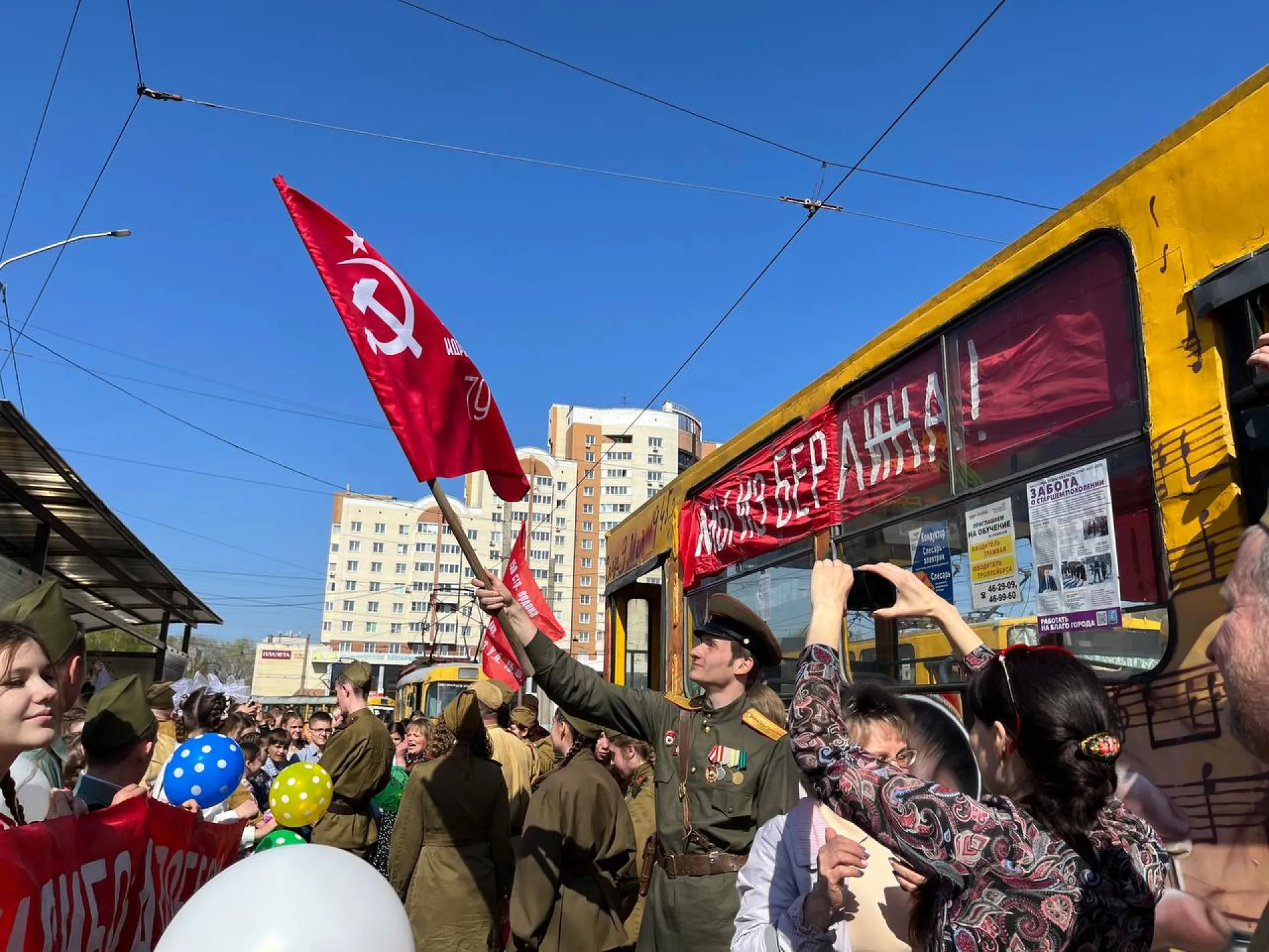 «Трамвай Победы» вышел на улицы Барнаула 