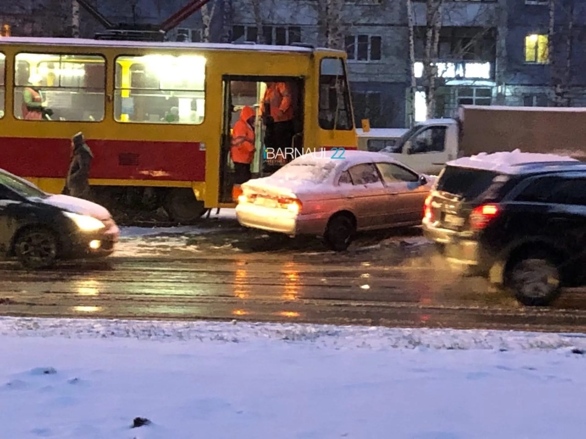 Два ДТП произошло на одной улице в Барнауле