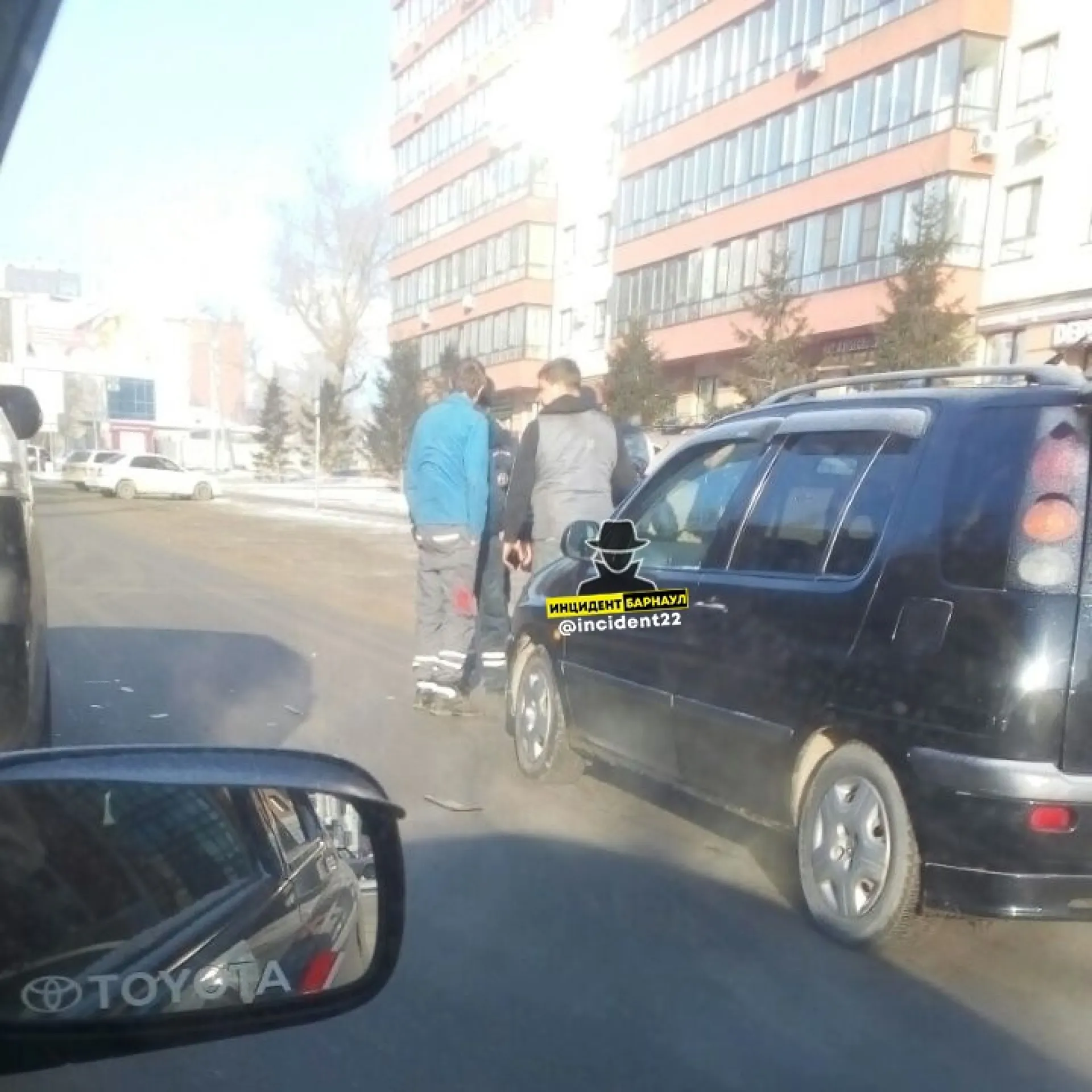 Двух человек сбили на проспекте Комсомольском в Барнауле