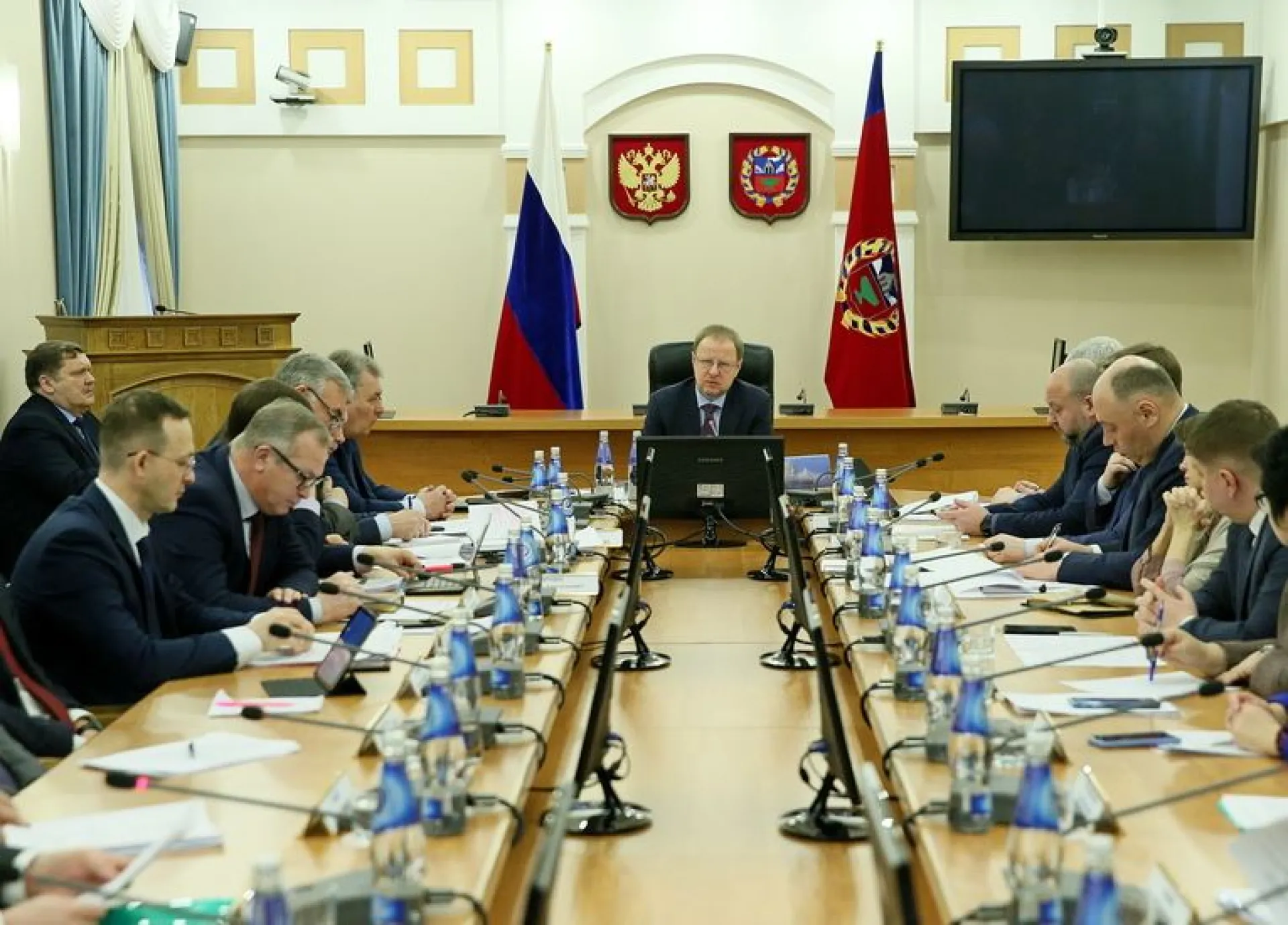Больше 12 миллиардов рублей потратят на краевую инвестпрограмму и ремонт объектов в Алтайском крае в 2023 году