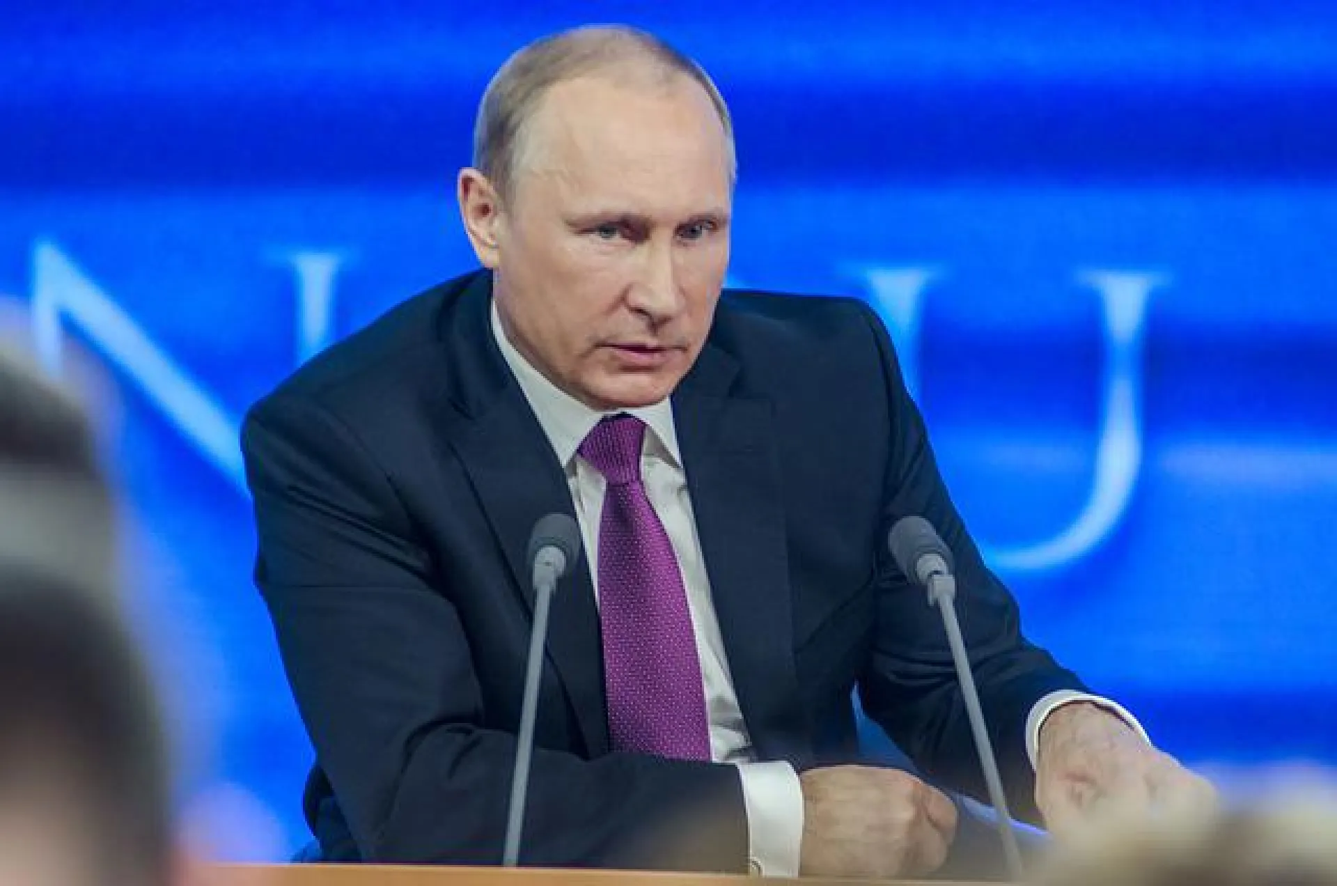 Владимир Путин поручил повысить пенсии, МРОТ и прожиточный минимум на 10 %