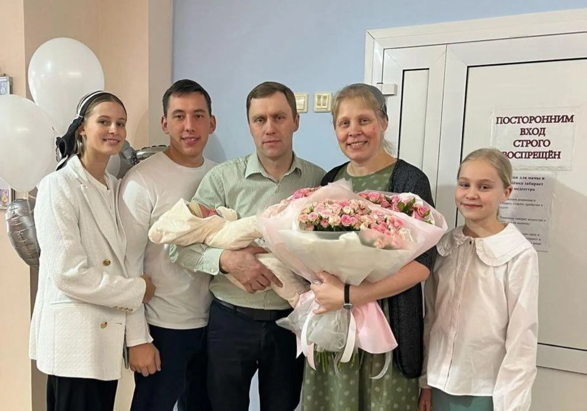 Десятый ребенок появился на свет в семье жительницы Алтайского края