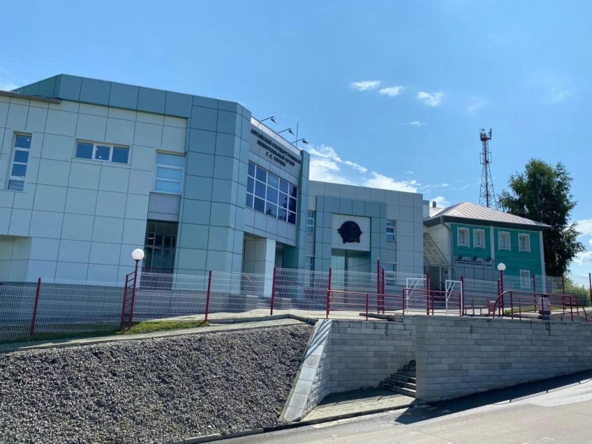 Целую неделю в Косихинском районе будут отмечать годовщину полёта Германа Титова в космос Целую неделю в Косихинском районе будут отмечать годовщину полёта Германа Титова в космос