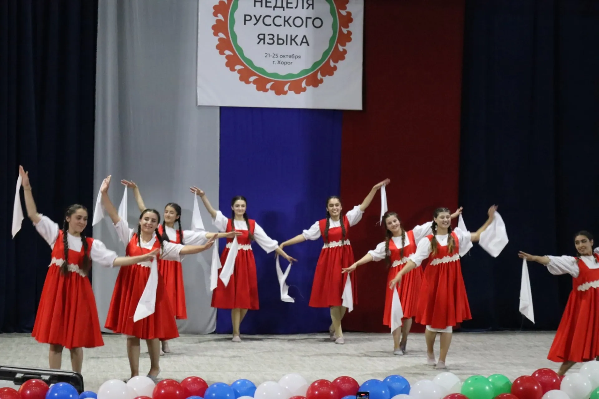 «Неделя русского языка» в Таджикистане завершилась праздничным концертом