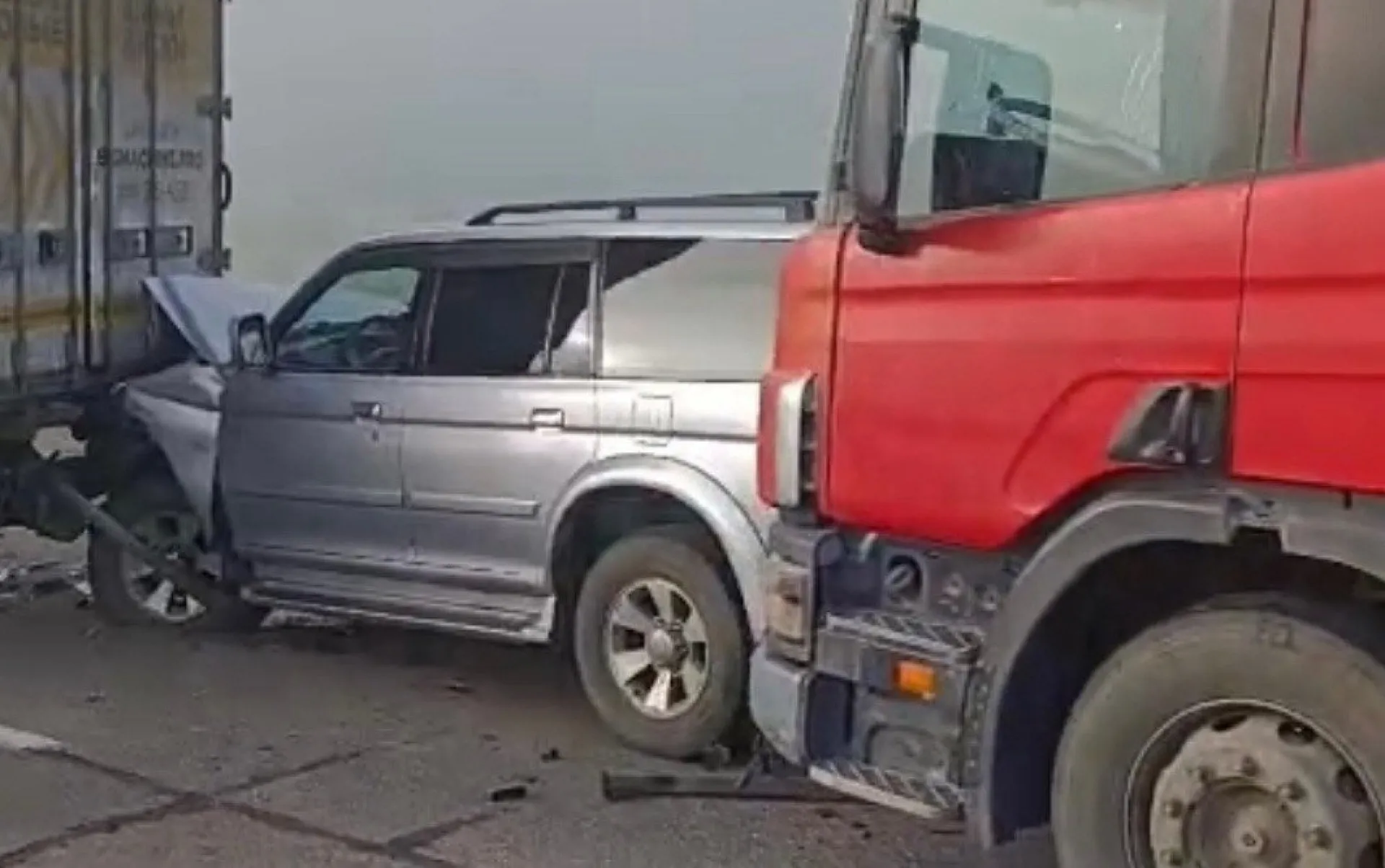 Четыре аварии произошли на трассе под Бийском из-за плохой видимости Четыре аварии произошли на трассе под Бийском из-за плохой видимости