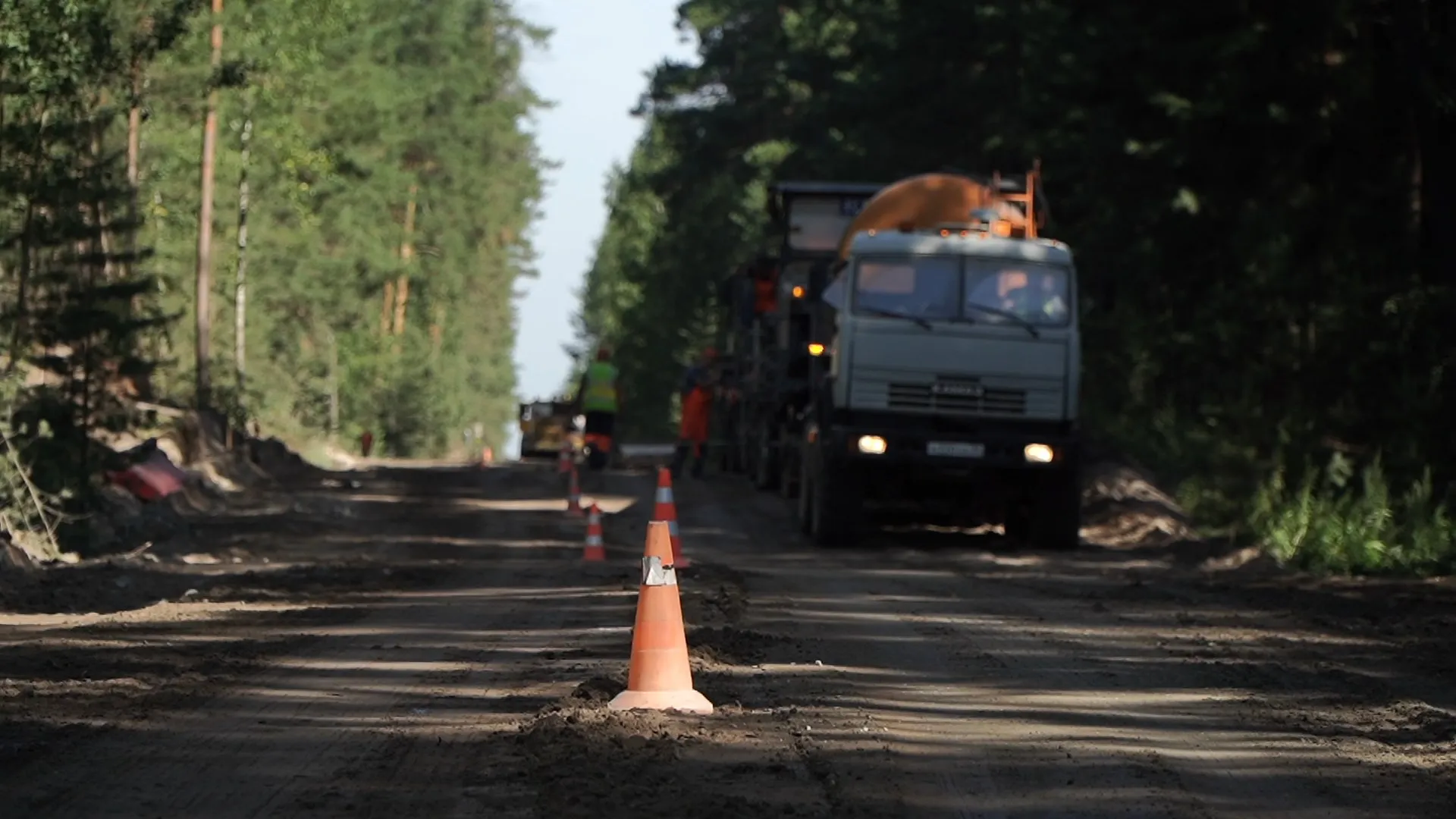 В Павловском районе ремонтируют участок дороги, соединяющий село Черемное и Калманку В Павловском районе ремонтируют участок дороги, соединяющий село Черемное и Калманку