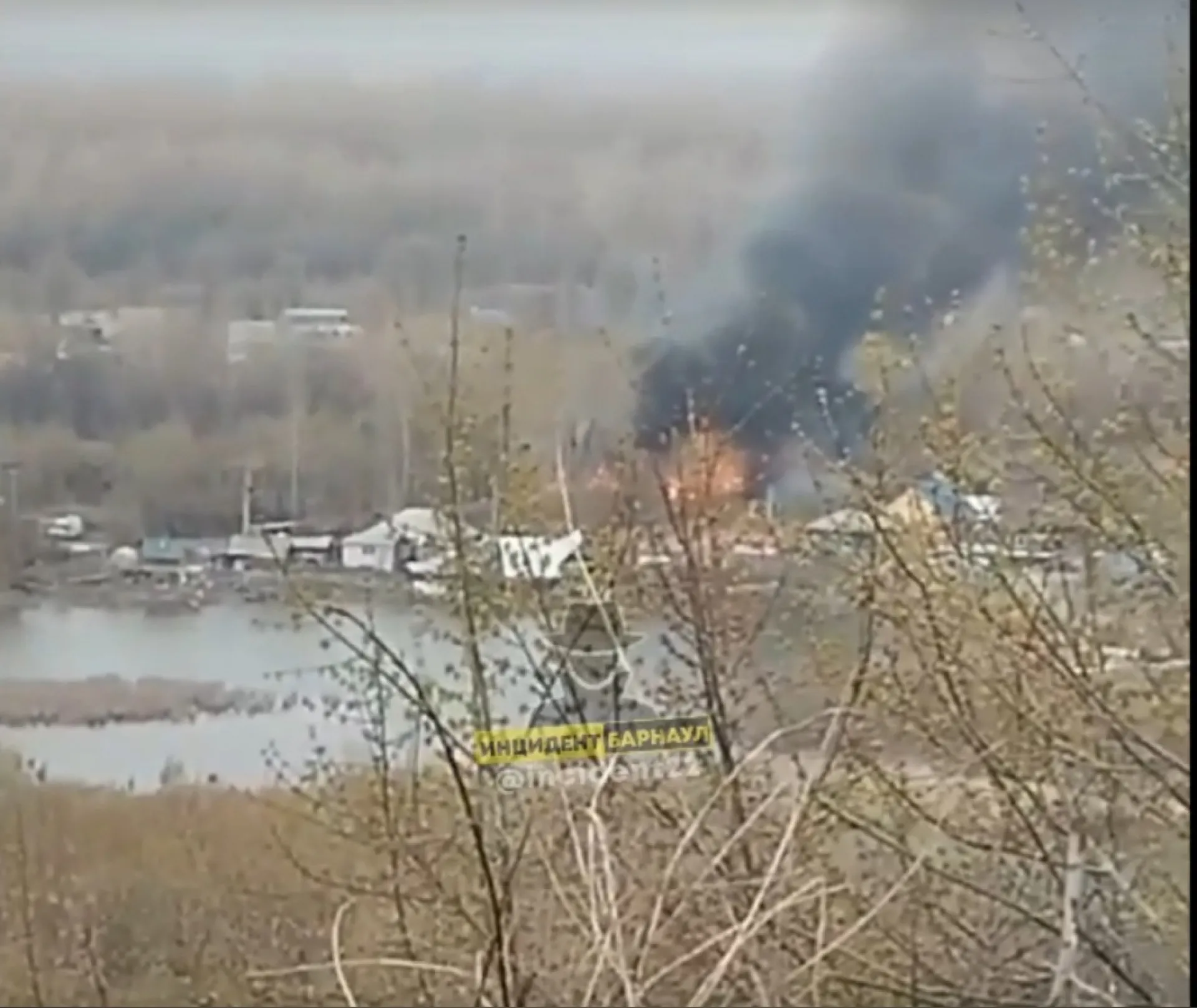 Пожар в частном доме произошёл в Барнауле