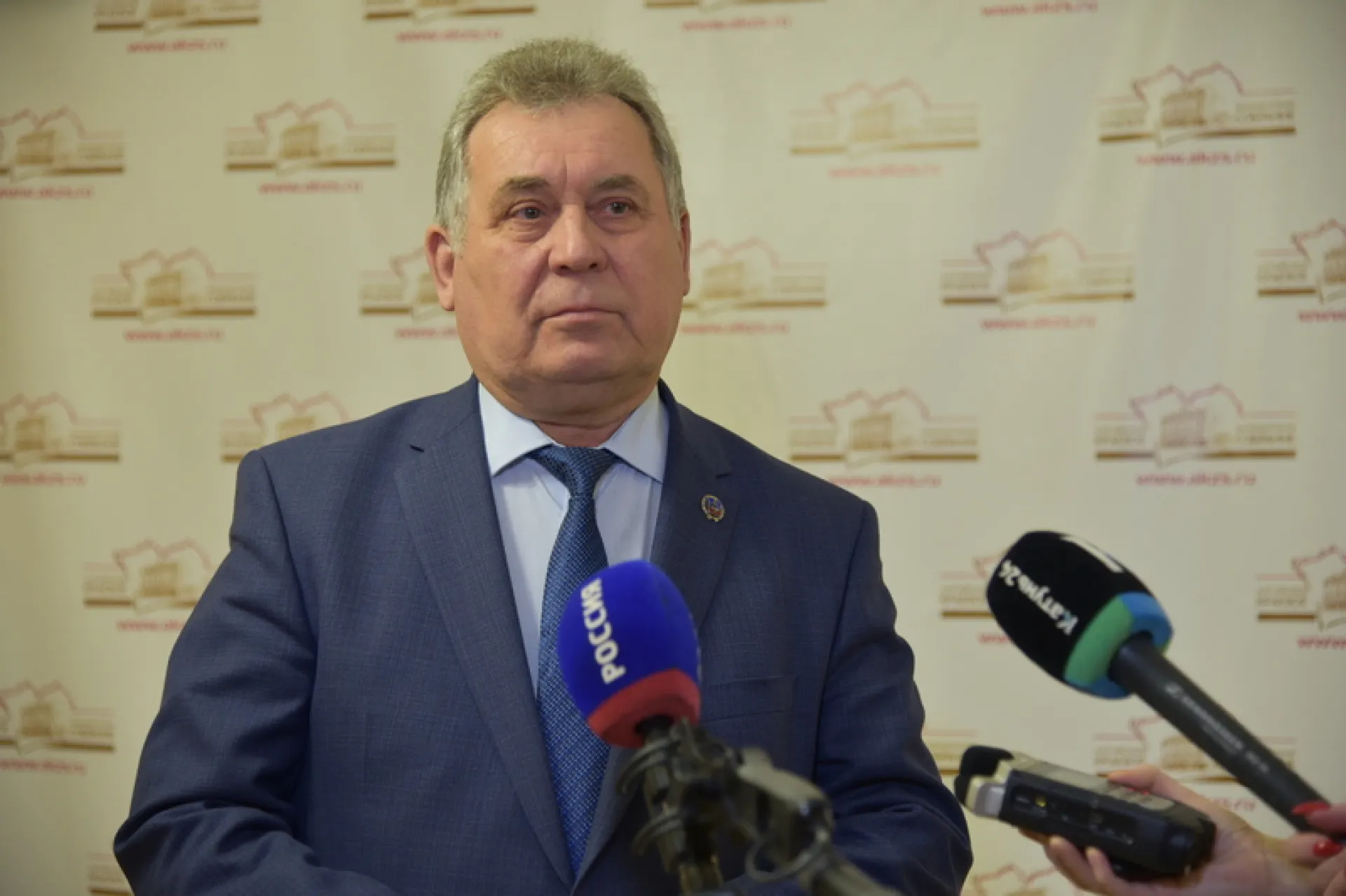 Депутаты Алтайского Заксобрания приняли более 250 законов и постановлений