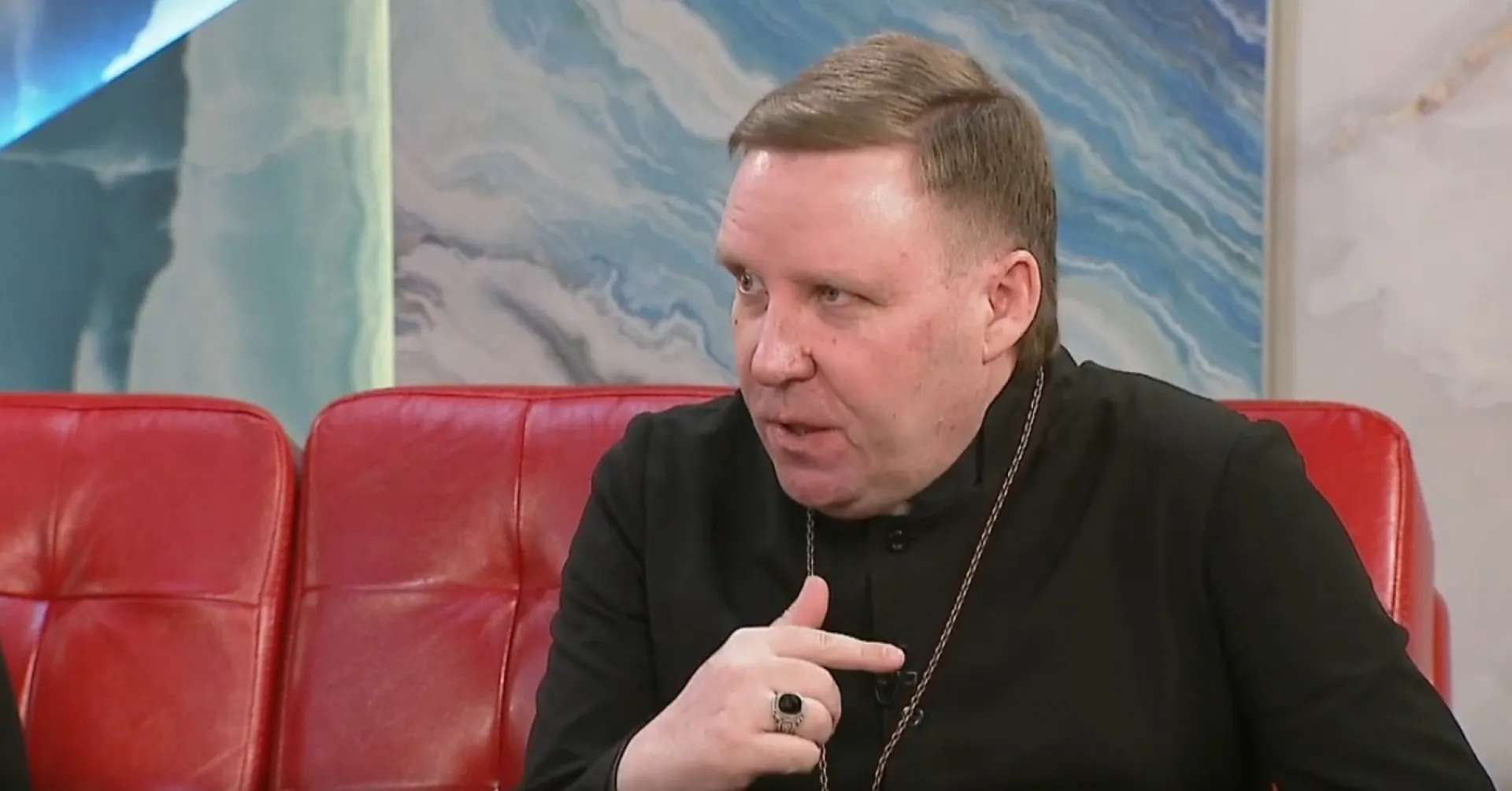 Епископ лютеранской церкви Александр Франц о немцах, которые вернулись из Германии в Россию: причина не столько экономическая, сколько социальная Епископ лютеранской церкви Александр Франц о немцах, которые вернулись из Германии в Россию: причина не столько экономическая, сколько социальная
