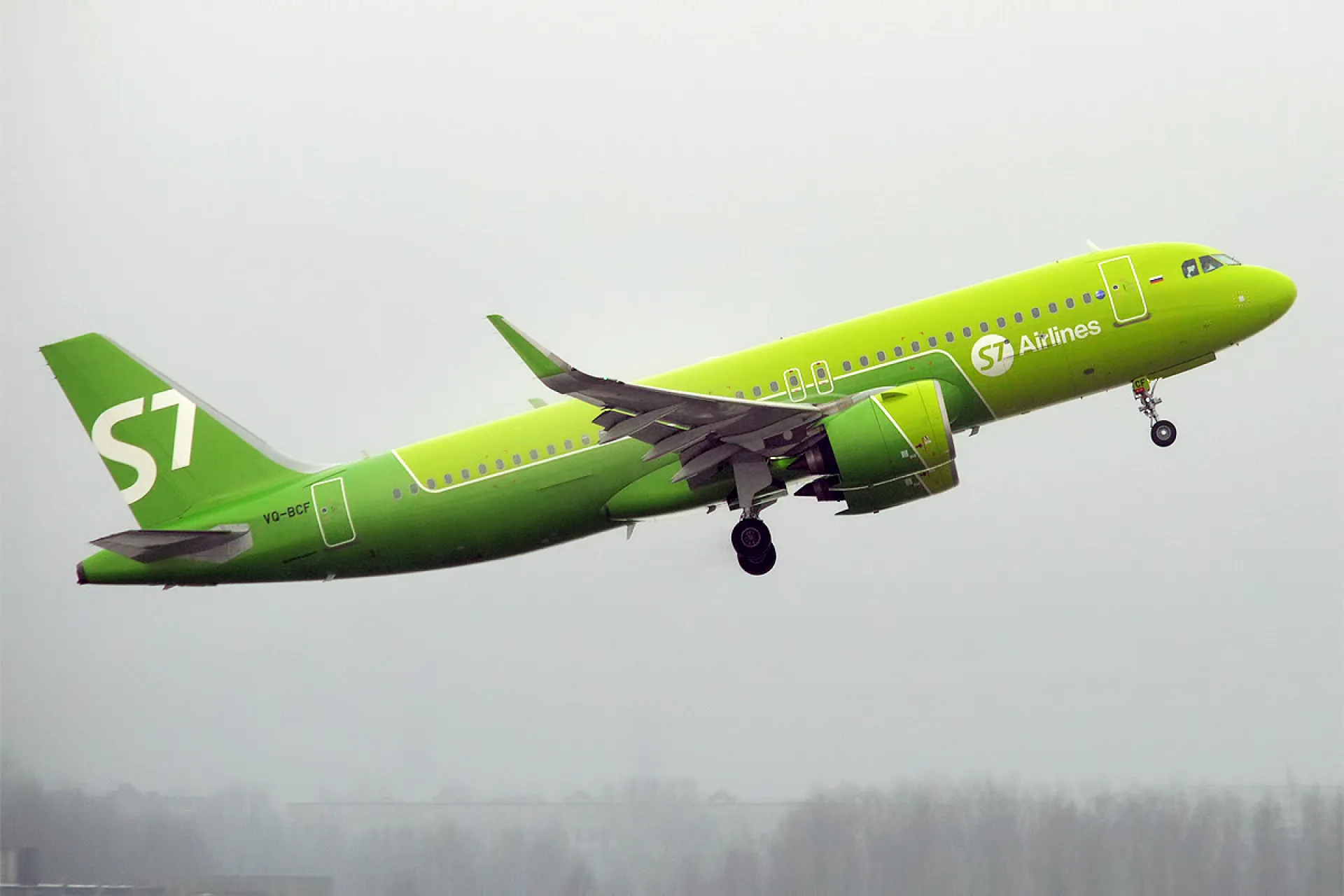 Авиакомпания S7 Airlines  бесплатно перевезёт в Москву или из Москвы родственников погибших и пострадавших при теракте в Подмосковье