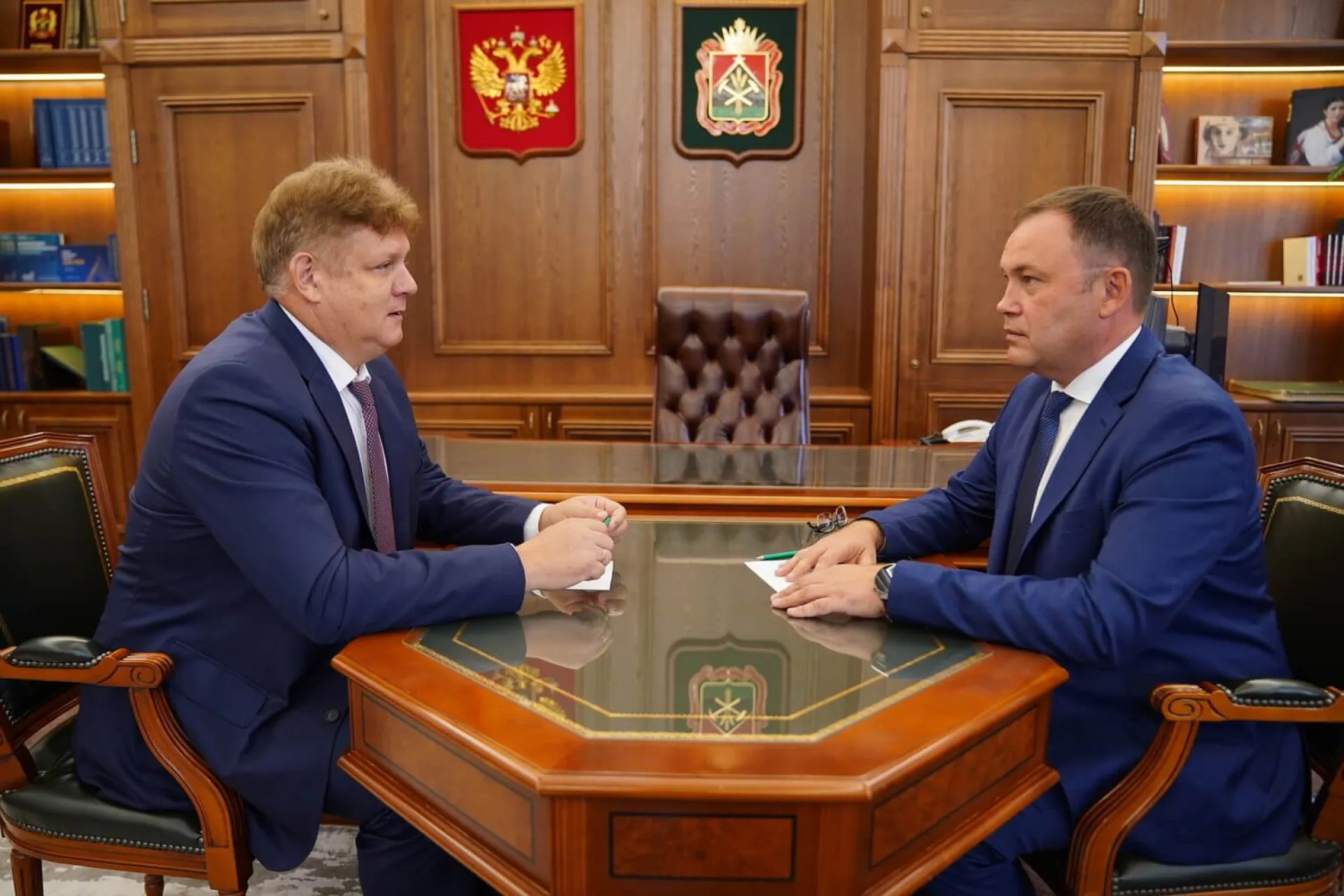 Анатолий Серышев поздравил избранного губернатора Кузбасса со вступлением в должность Анатолий Серышев поздравил избранного губернатора Кузбасса со вступлением в должность