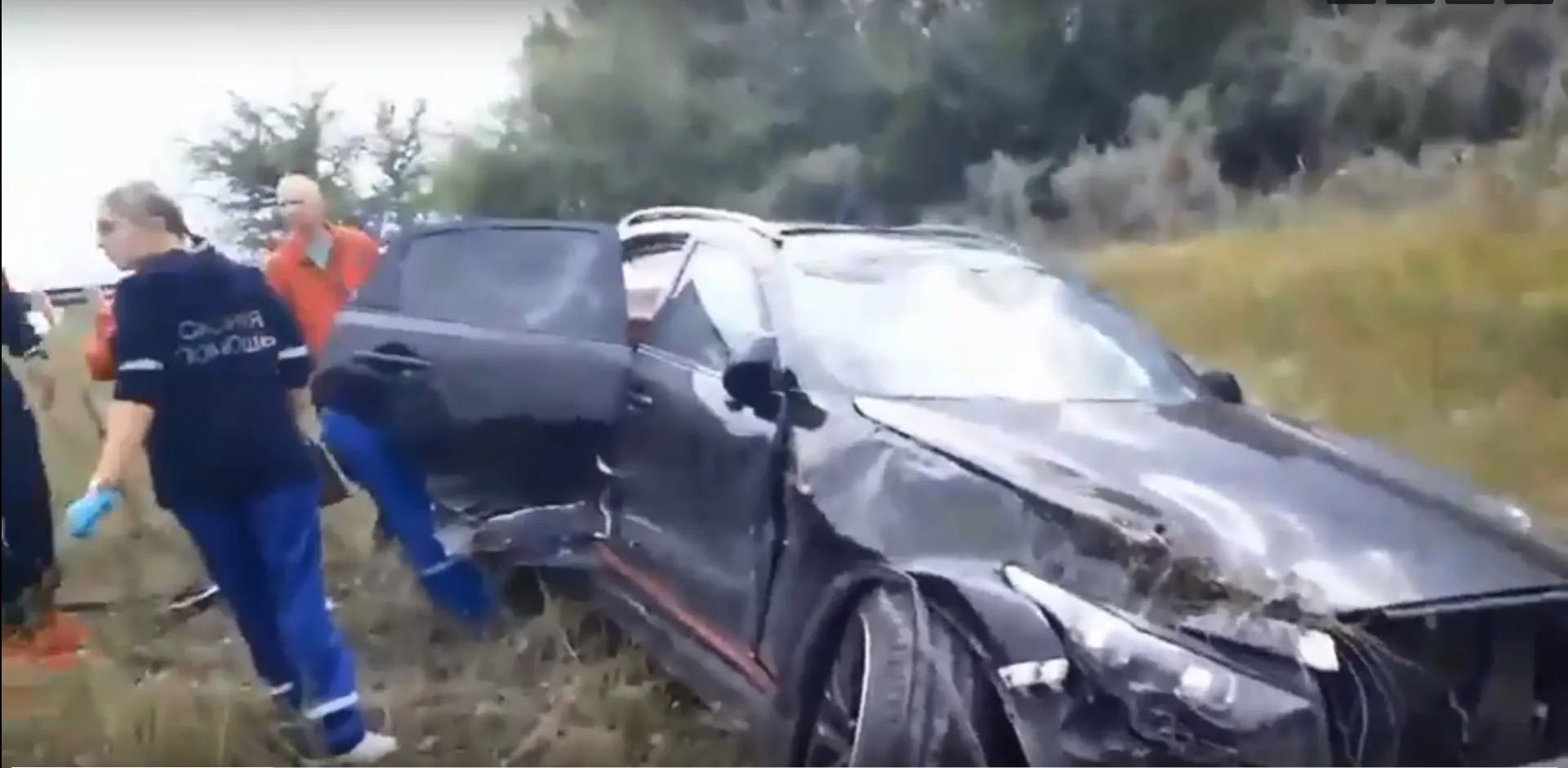 Автомобиль улетел в кювет в Алтайском крае