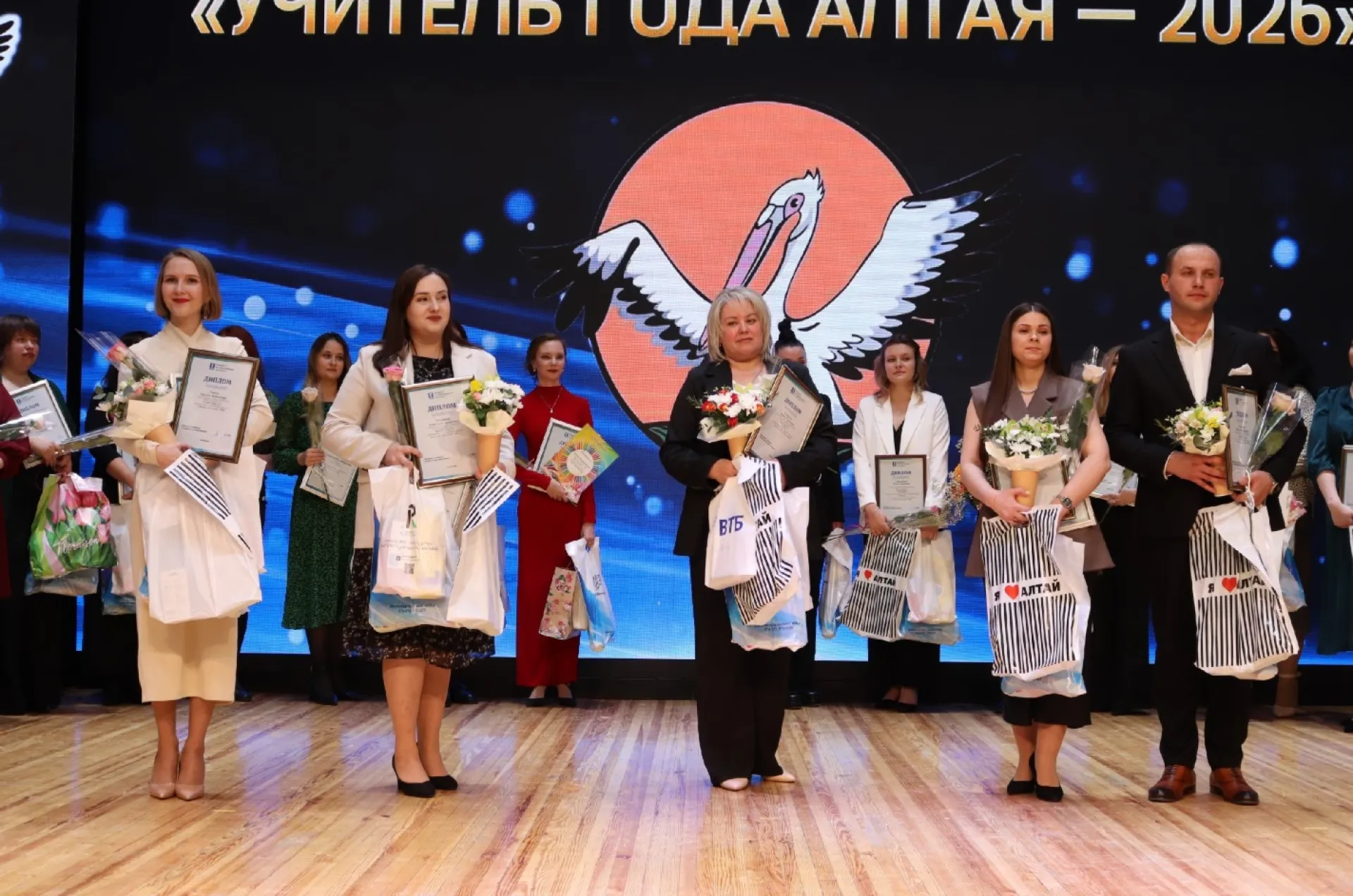 Лучших участников муниципального этапа конкурса «Учитель года Алтая – 2026» наградили в Барнауле