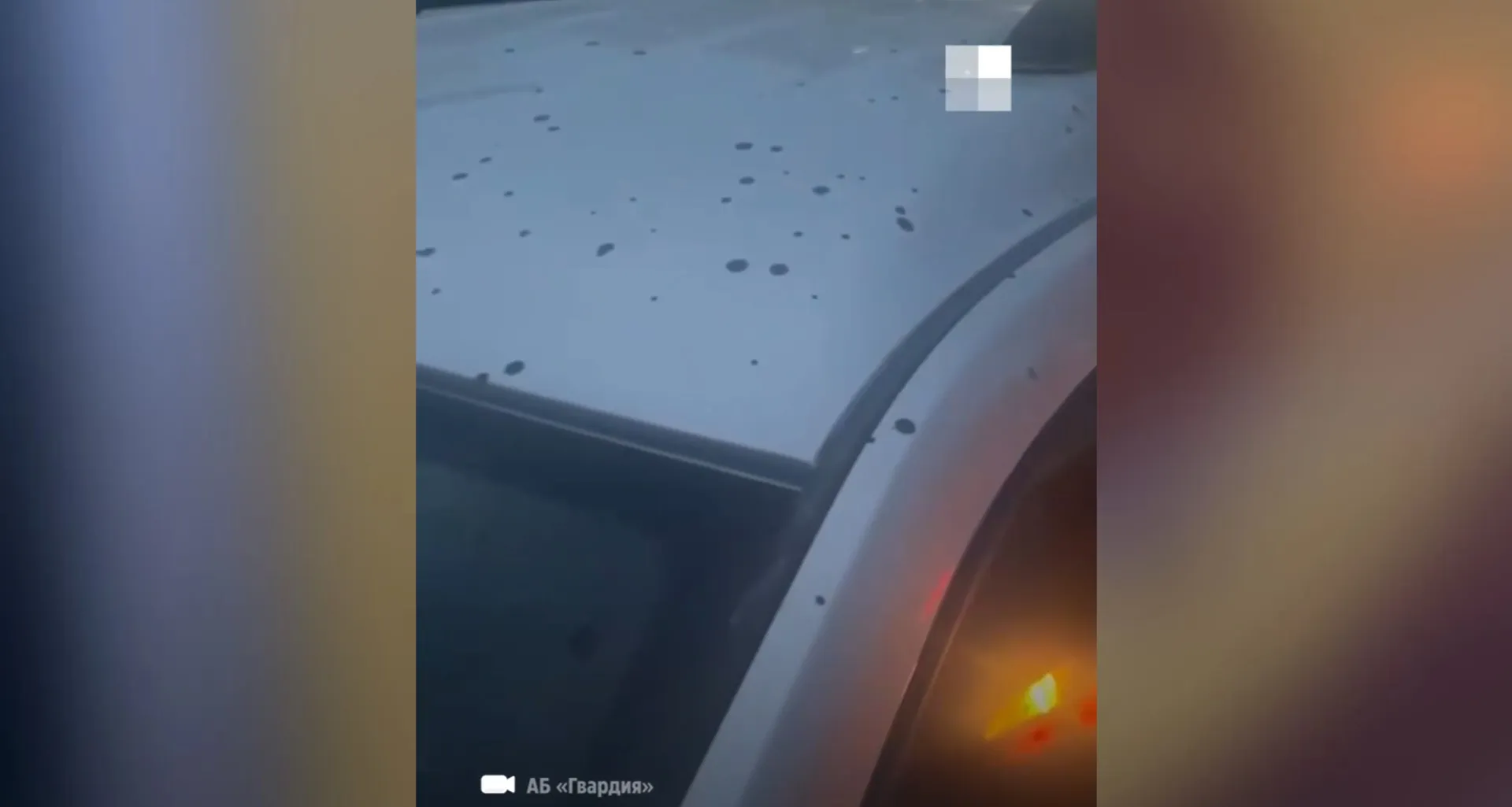Машина попала под дождь из расплавленного пластика в Сибири Машина попала под дождь из расплавленного пластика в Сибири