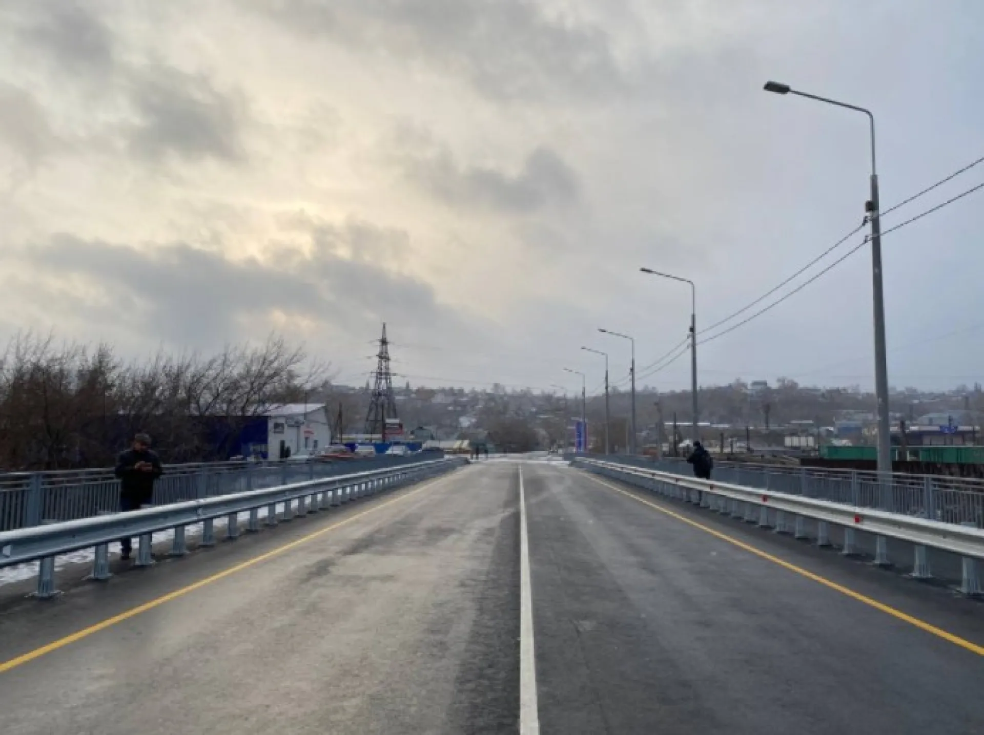 Мост на Челюскинцев открыли в Барнауле после реконструкции