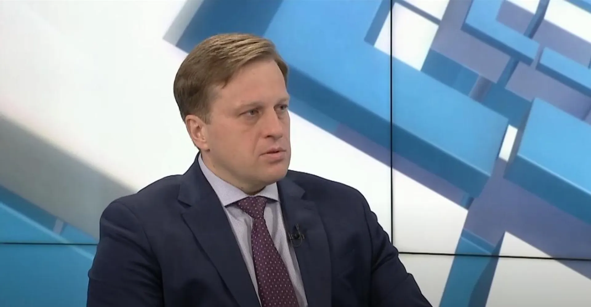 Вошли в шестую волну: министр здравоохранения Попов рассказал об эпидситуации в Алтайском крае