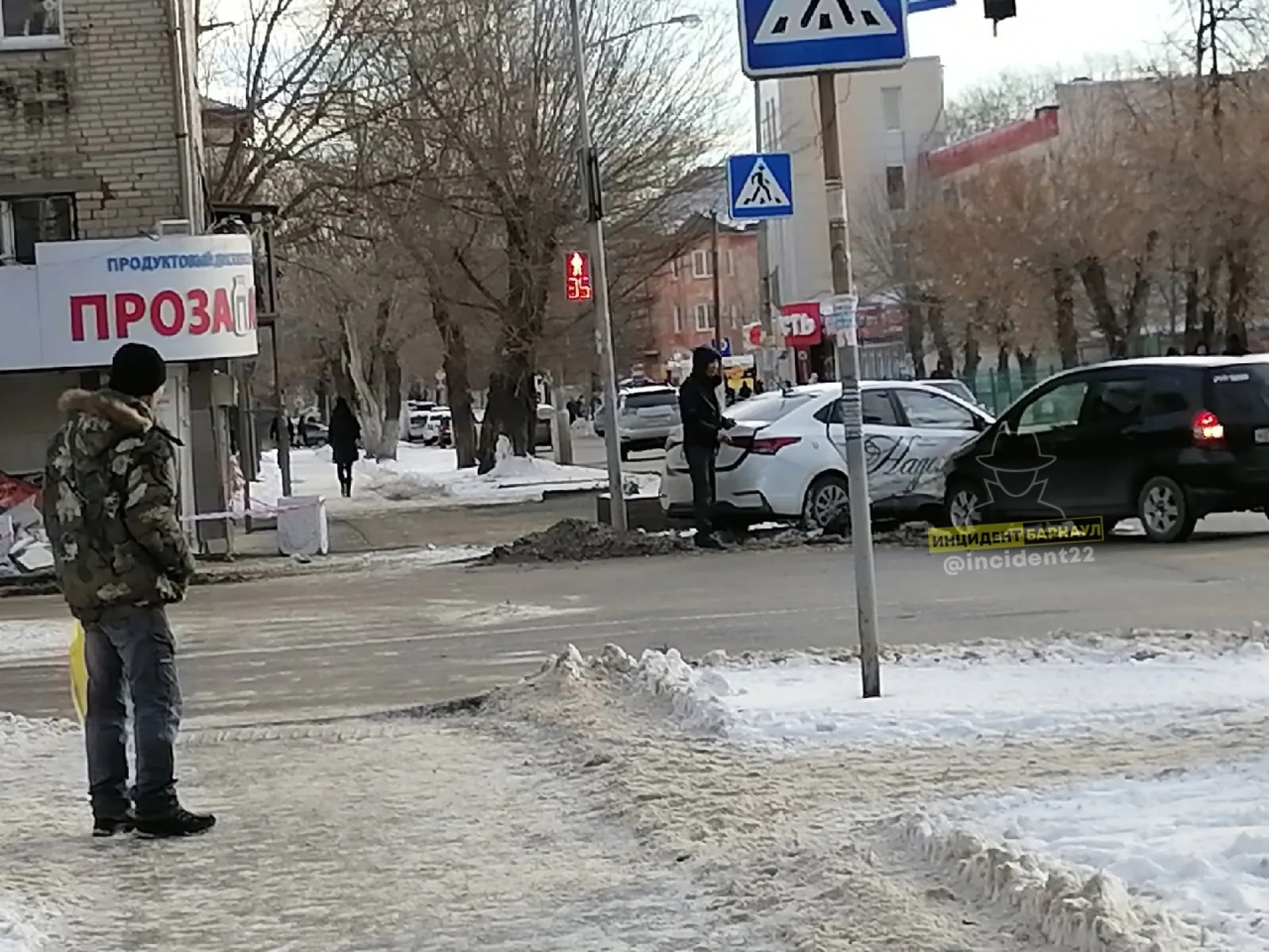 «Нехороший перекрёсток»: в Барнауле произошло новое ДТП на том же месте 