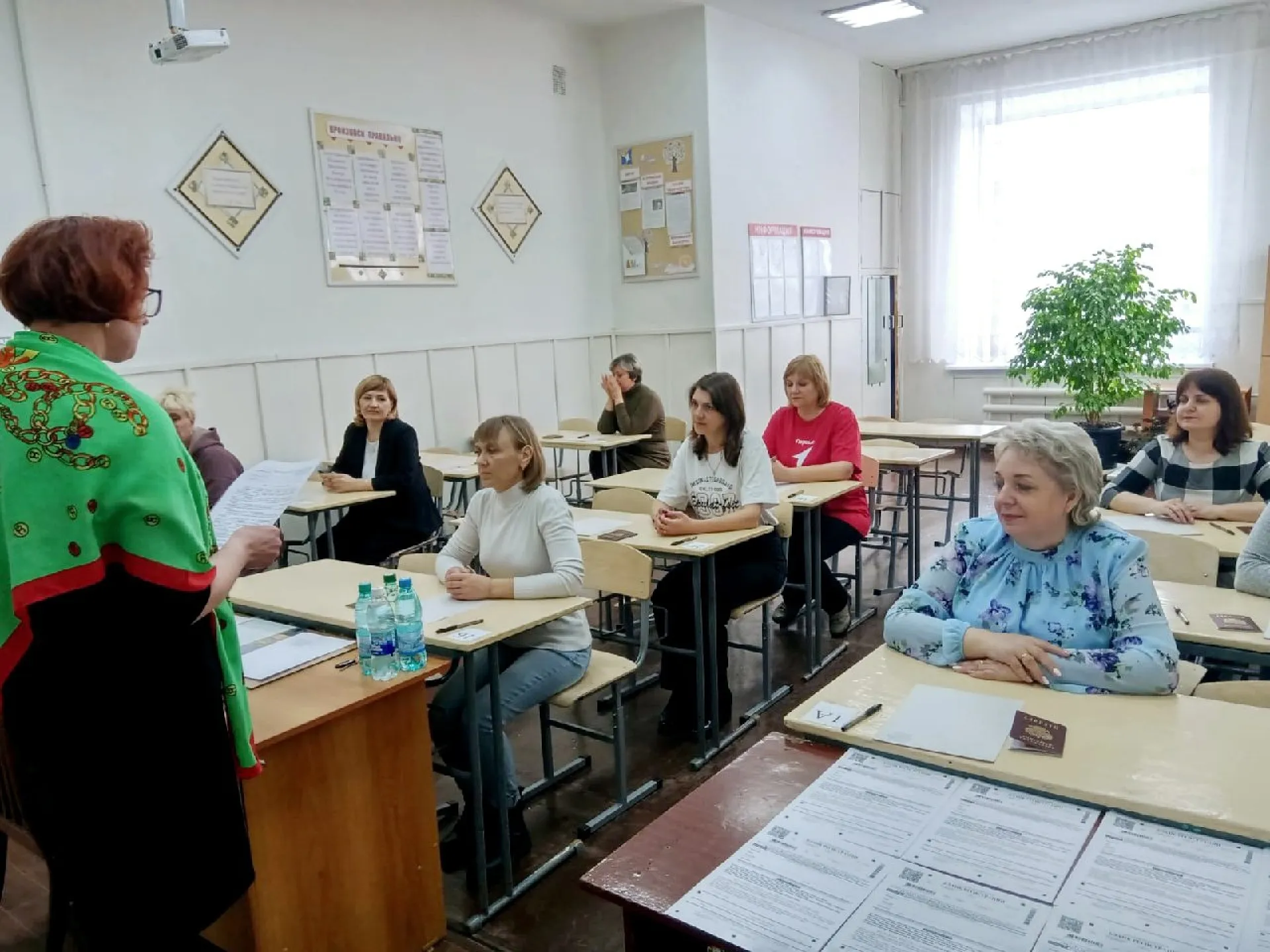 Родители 11-классников Каменского района попробовали свои силы в едином государственном экзамене