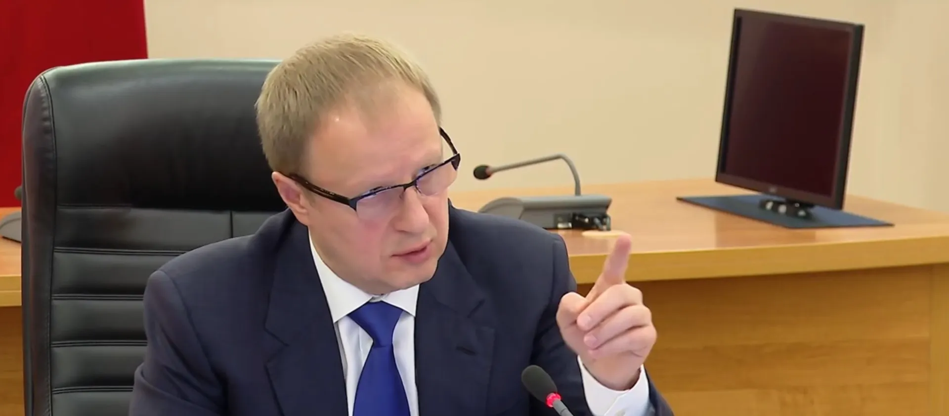 Виктор Томенко поднял вопрос о подготовке к отопительному сезону на заседании правительства края Виктор Томенко поднял вопрос о подготовке к отопительному сезону на заседании правительства края