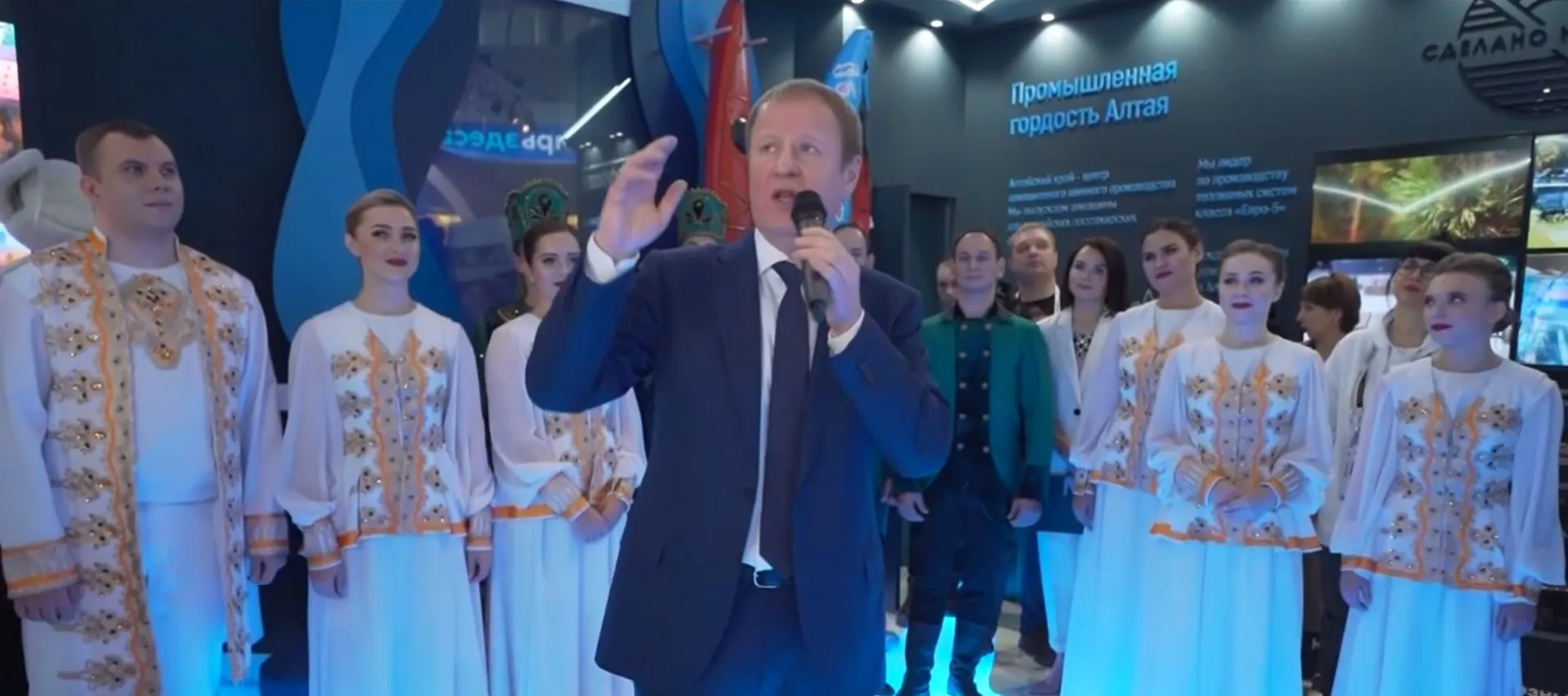 Виктор Томенко провел презентацию Алтайского края на выставке-форуме «Россия» в Москве